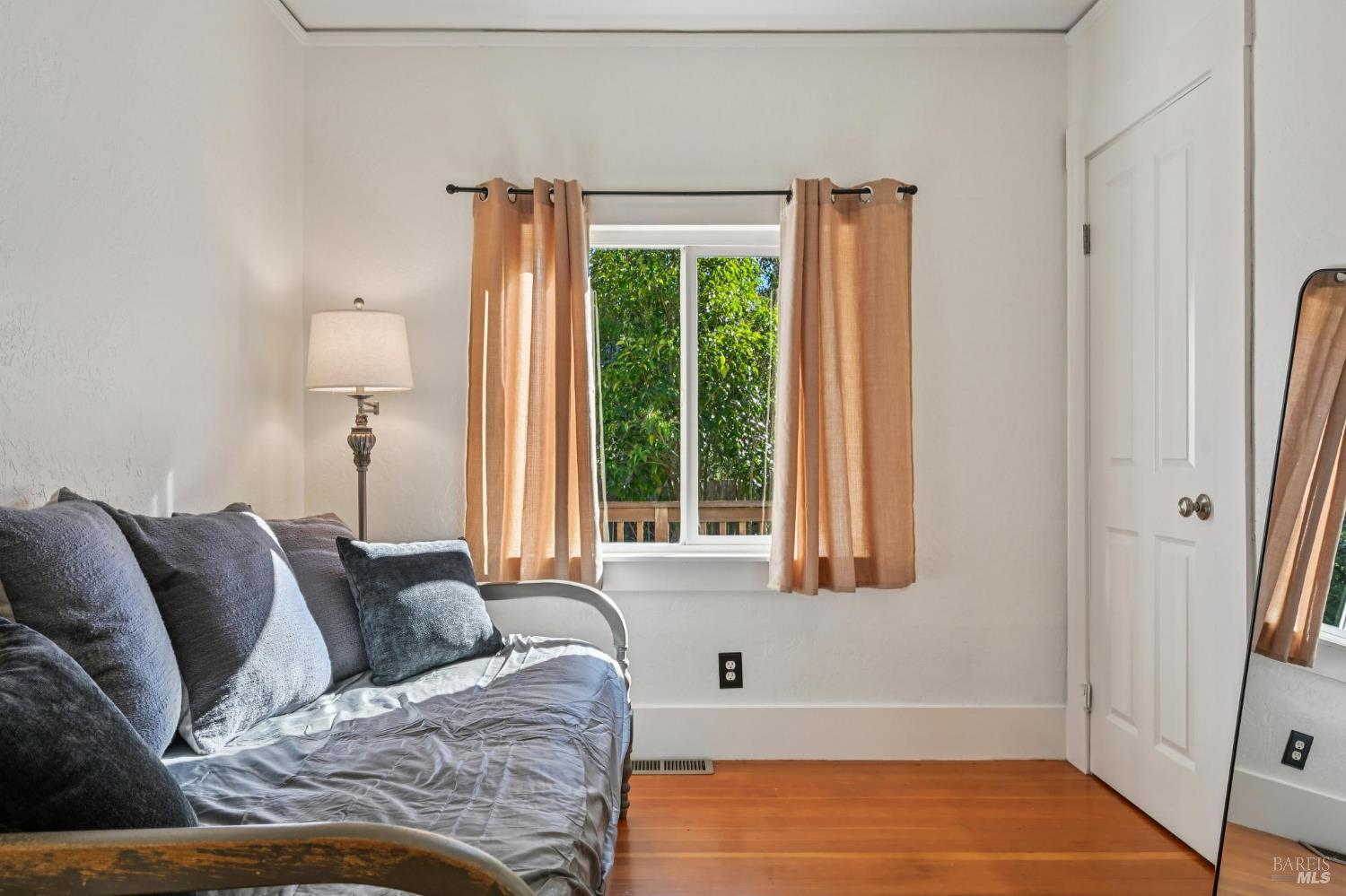 Detail Gallery Image 31 of 50 For 4165 Stony Point Rd, Santa Rosa,  CA 95407 - 3 Beds | 2 Baths