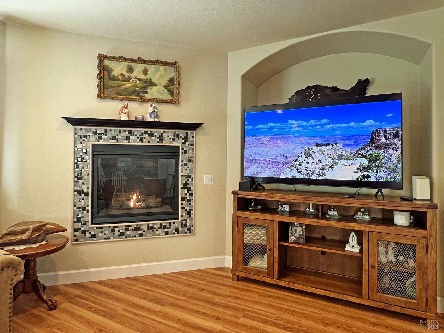 Detail Gallery Image 7 of 36 For 205 Haehl Creek Ct, Ukiah,  CA 95490 - 4 Beds | 3 Baths