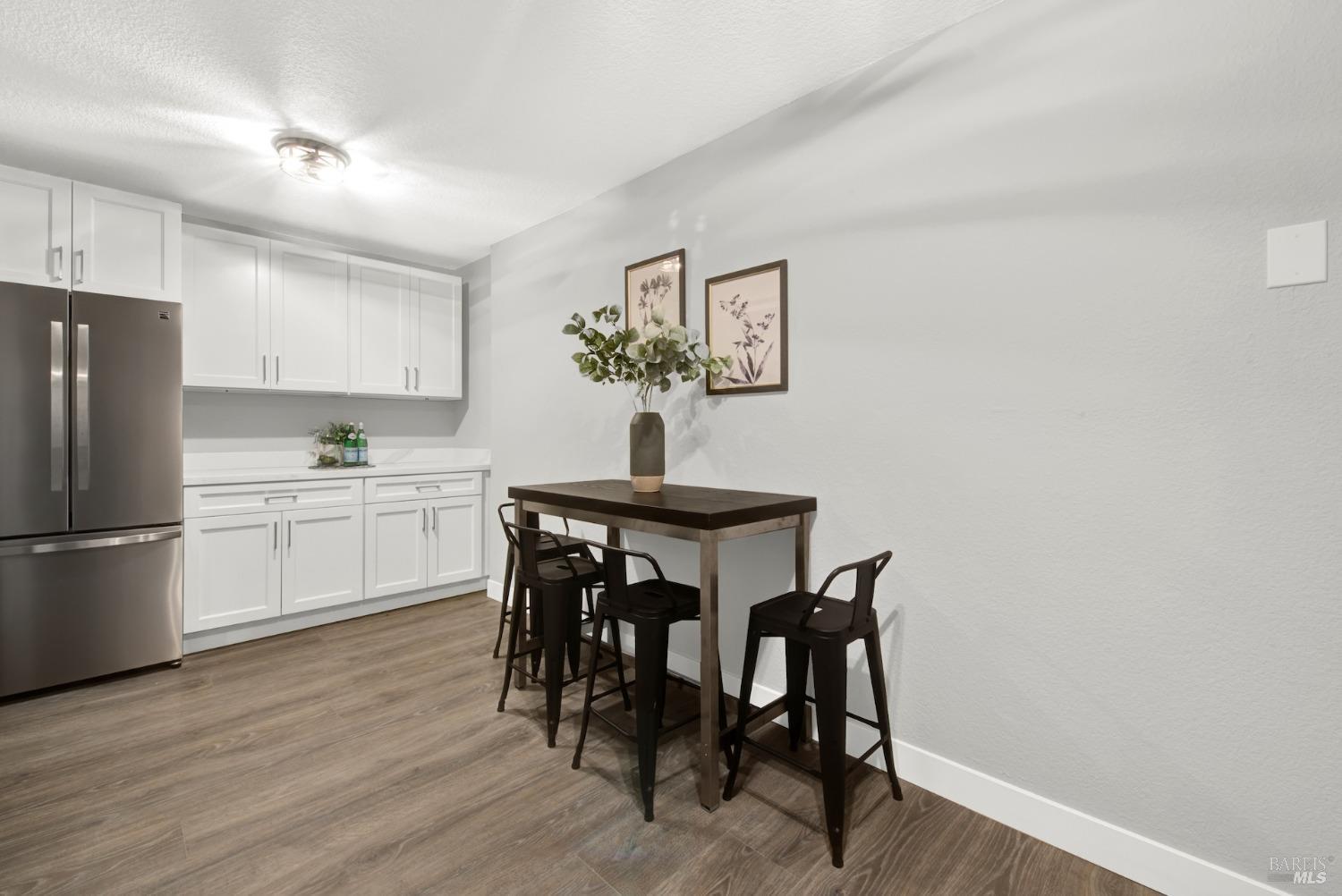 Detail Gallery Image 36 of 75 For 199 Berryessa Dr, Napa,  CA 94558 - 4 Beds | 5/1 Baths