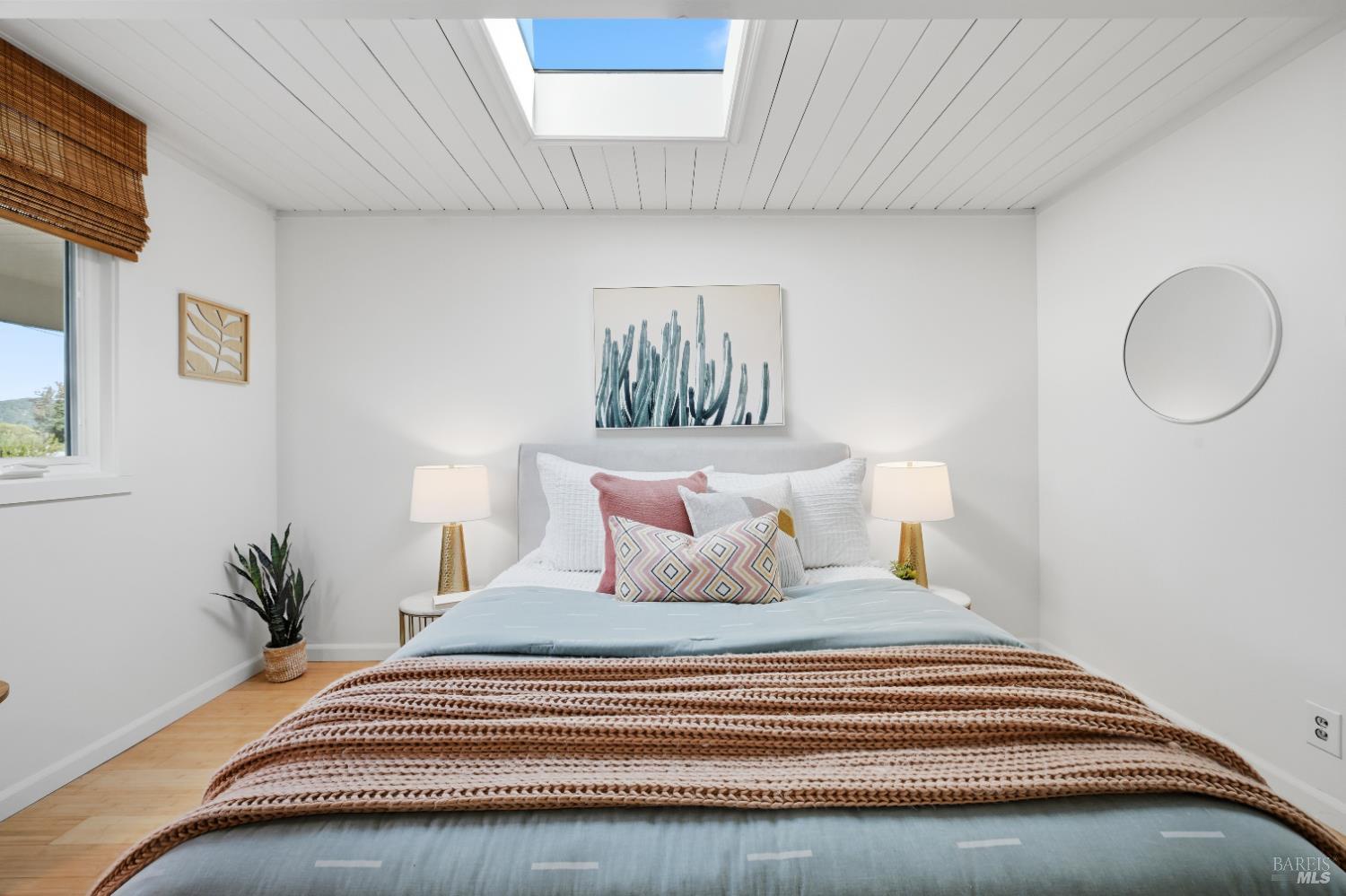 Detail Gallery Image 39 of 58 For 711 Montecillo Rd, San Rafael,  CA 94903 - 4 Beds | 2 Baths