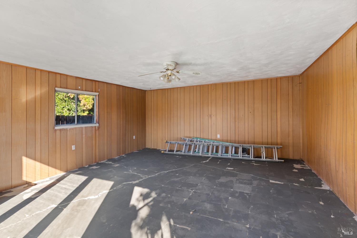 Detail Gallery Image 17 of 22 For 1121 N P St, Livermore,  CA 94551 - 3 Beds | 2 Baths