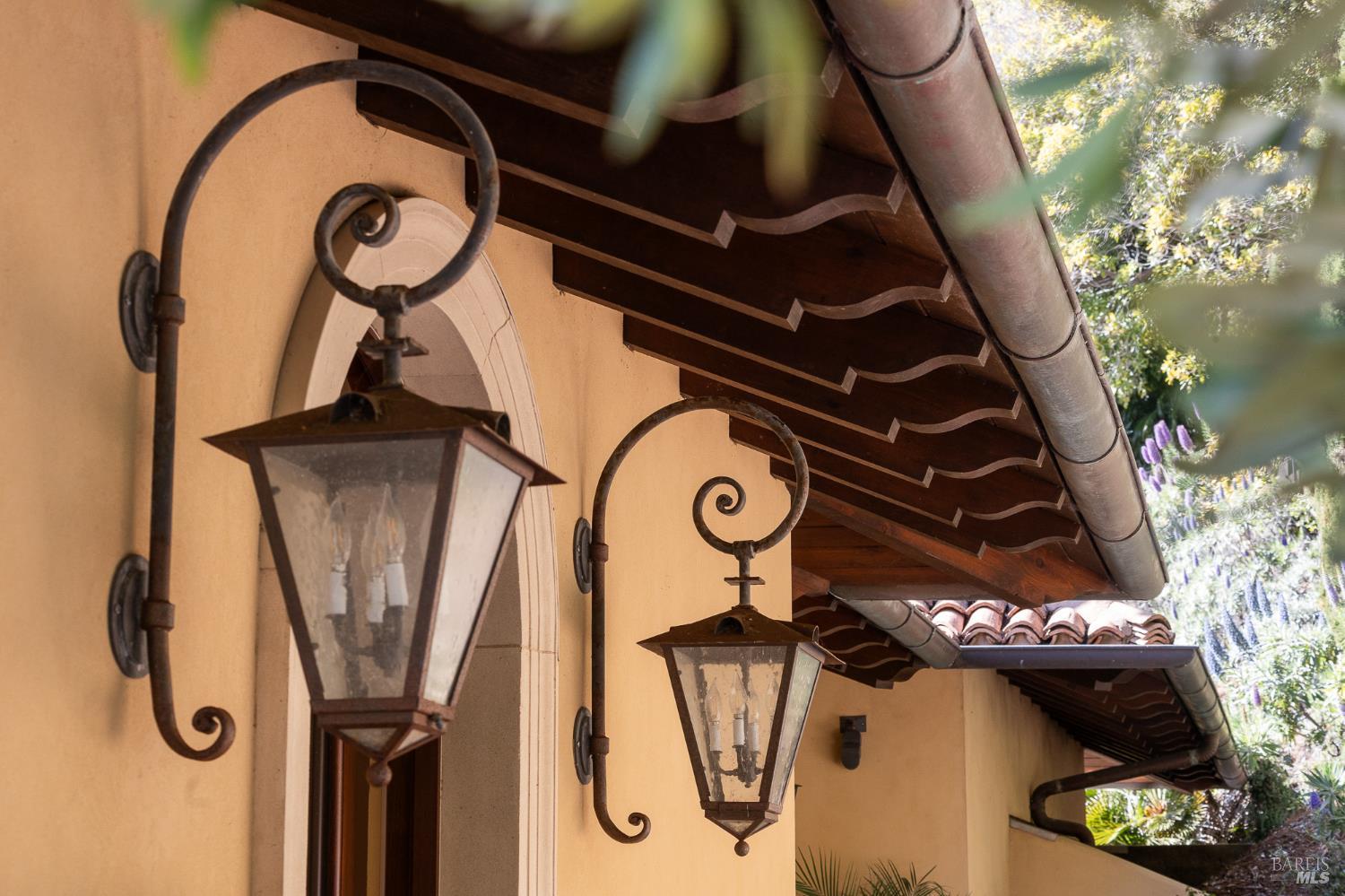 Detail Gallery Image 13 of 33 For 125 Belvedere Ave, Belvedere,  CA 94920 - 5 Beds | 5/5 Baths