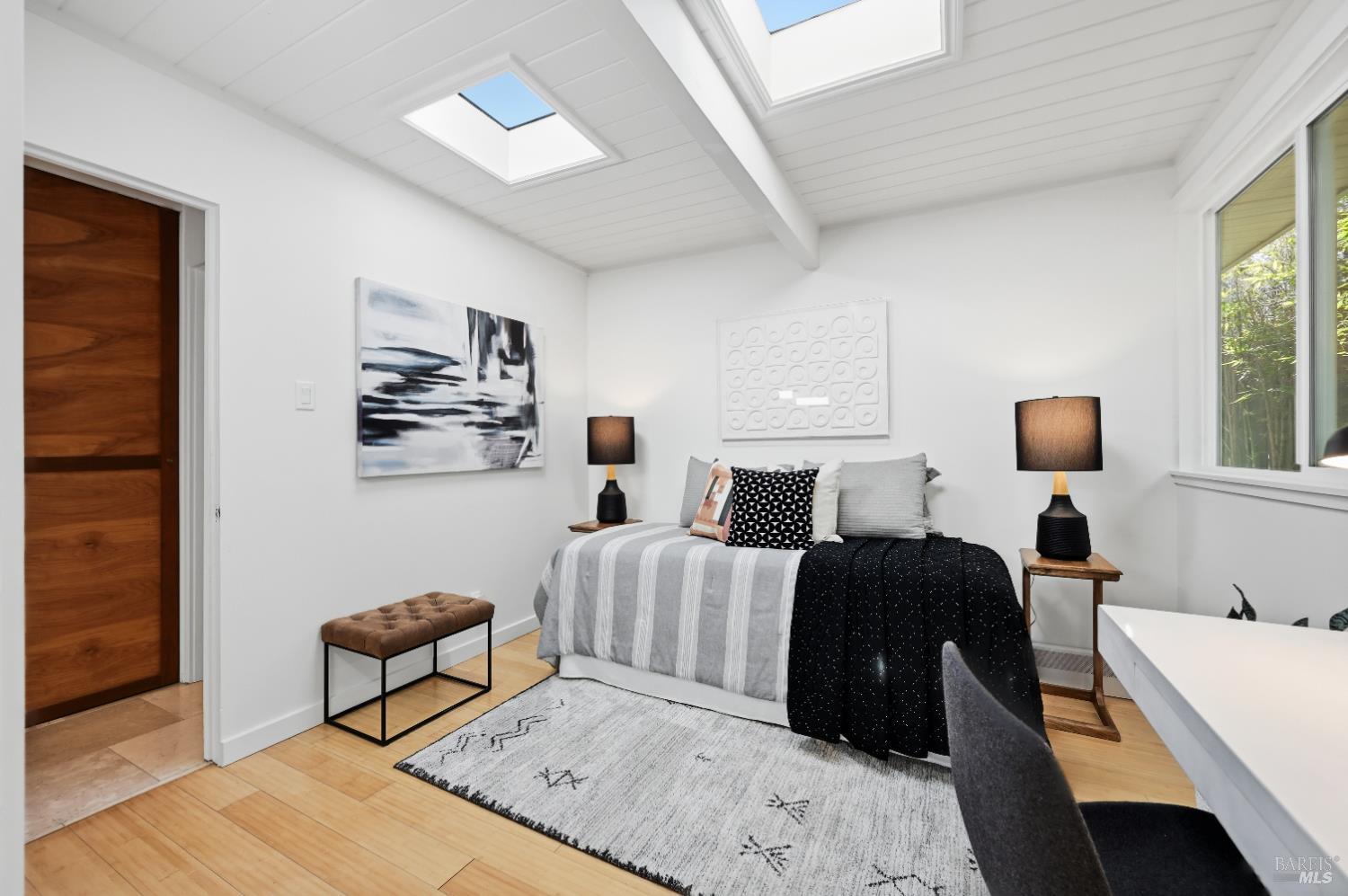 Detail Gallery Image 37 of 58 For 711 Montecillo Rd, San Rafael,  CA 94903 - 4 Beds | 2 Baths