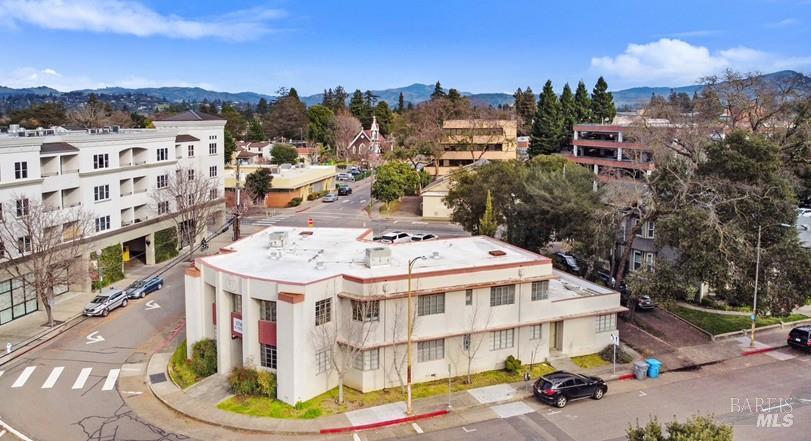 Detail Gallery Image 3 of 11 For 576 B St 1c,  Santa Rosa,  CA 95401 - – Beds | – Baths