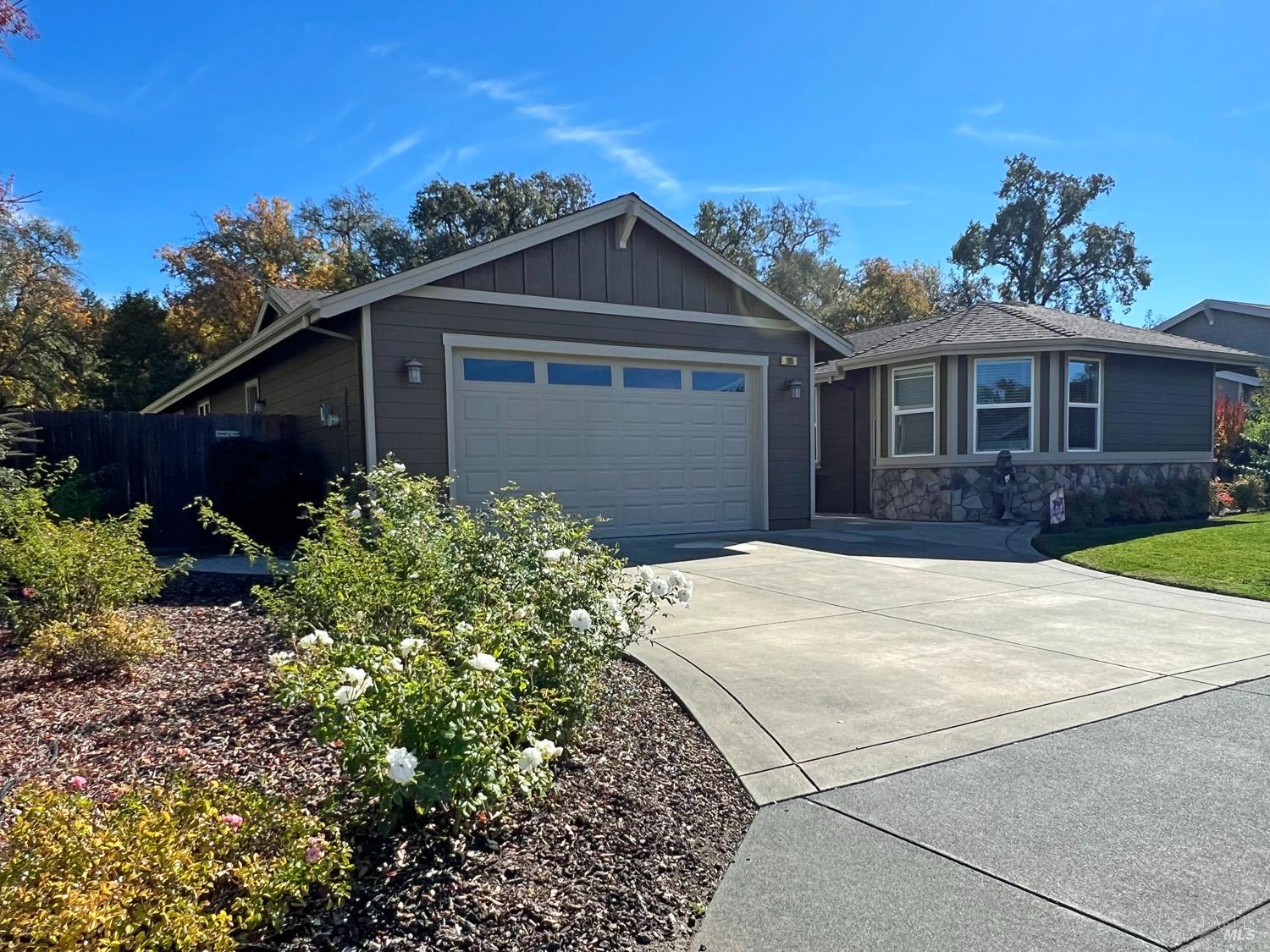 Detail Gallery Image 3 of 36 For 205 Haehl Creek Ct, Ukiah,  CA 95490 - 4 Beds | 3 Baths