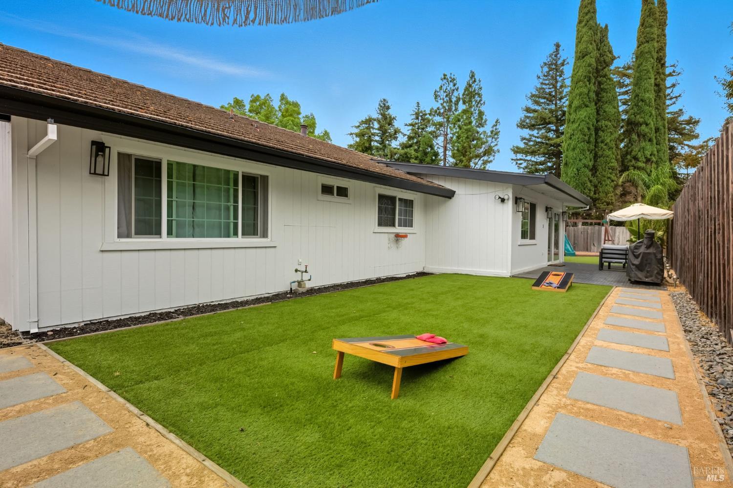 Detail Gallery Image 37 of 41 For 1150 Mulberry Ln, Dixon,  CA 95620 - 3 Beds | 2 Baths