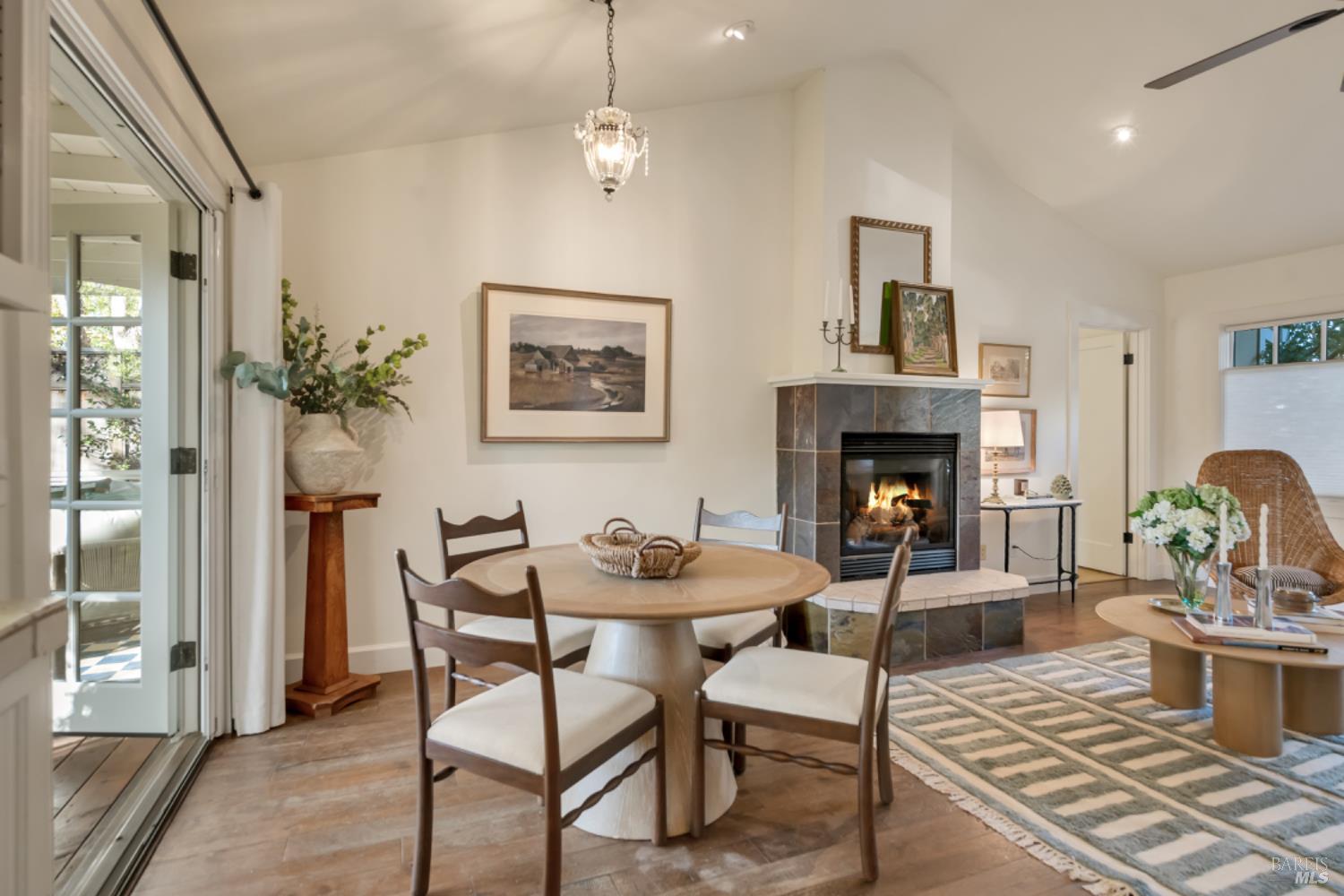 Detail Gallery Image 14 of 42 For 429 Moll Ct, Sonoma,  CA 95476 - 3 Beds | 2 Baths