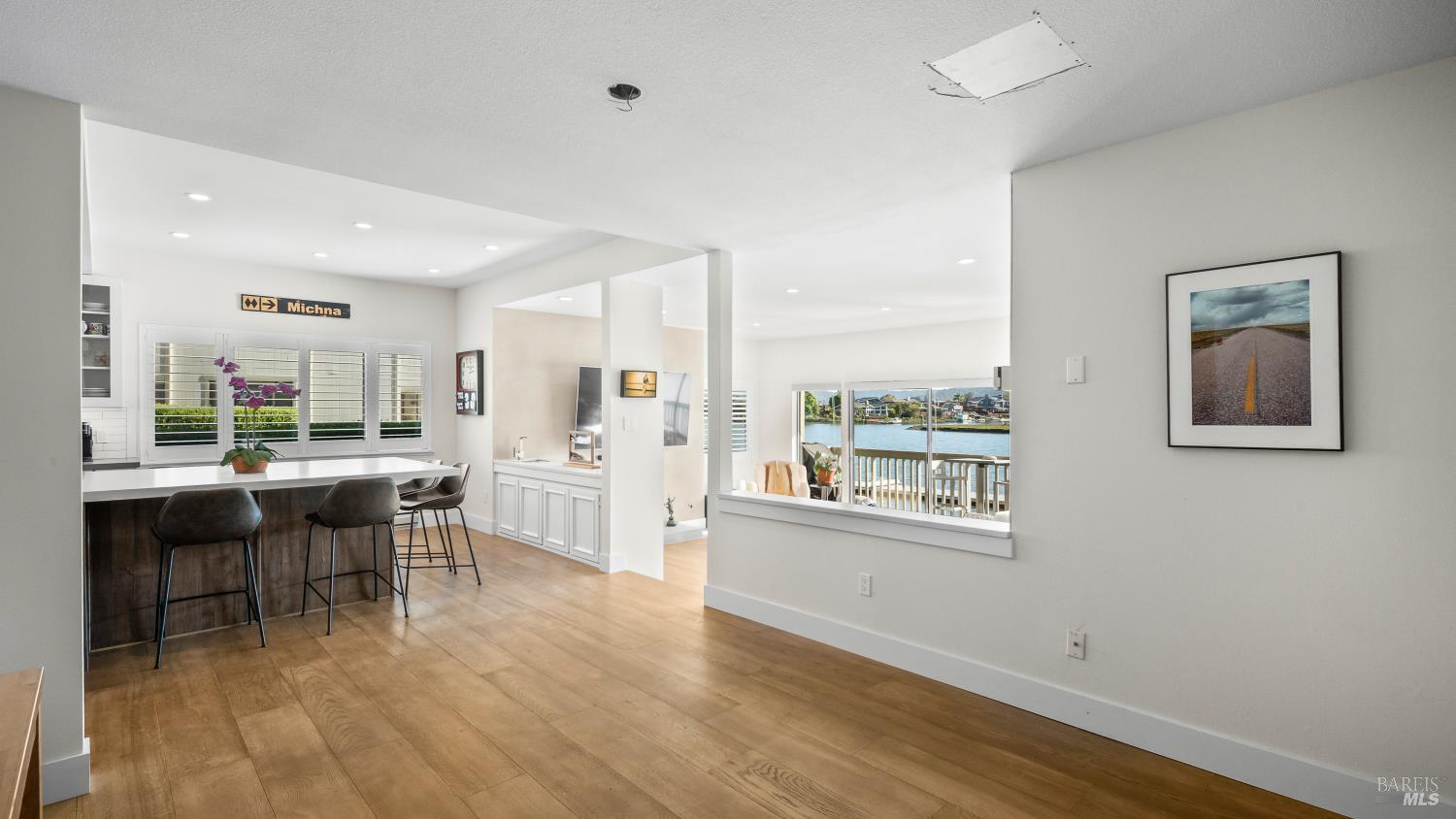 Detail Gallery Image 24 of 51 For 535 S Eliseo Dr, Greenbrae,  CA 94904 - 2 Beds | 2 Baths