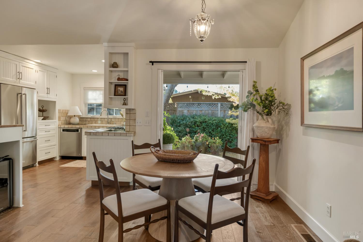 Detail Gallery Image 8 of 42 For 429 Moll Ct, Sonoma,  CA 95476 - 3 Beds | 2 Baths