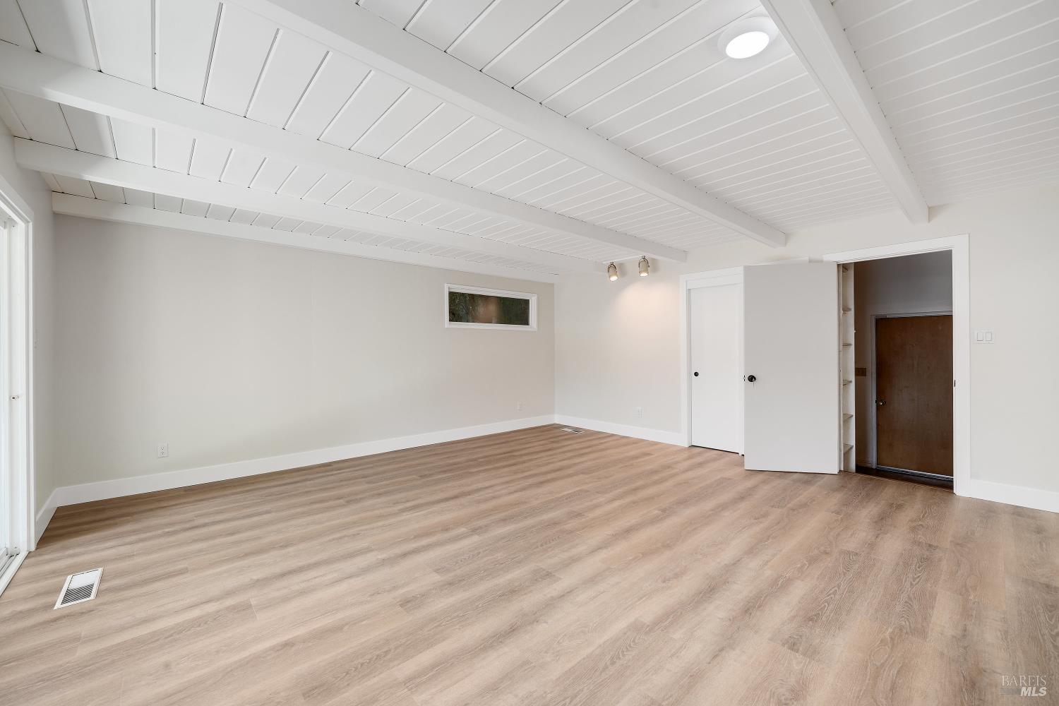 Detail Gallery Image 17 of 33 For 621 W D St, Dixon,  CA 95620 - 4 Beds | 2 Baths