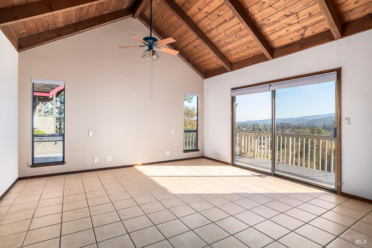 Detail Gallery Image 9 of 35 For 66 Martinez Ct, Novato,  CA 94945 - 4 Beds | 3/1 Baths