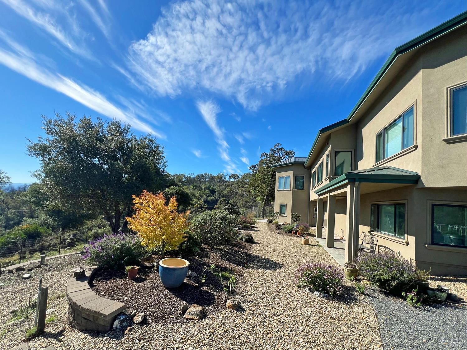 Detail Gallery Image 10 of 70 For 11401 Bakers Creek Rd, Redwood Valley,  CA 95470 - 2 Beds | 2/1 Baths