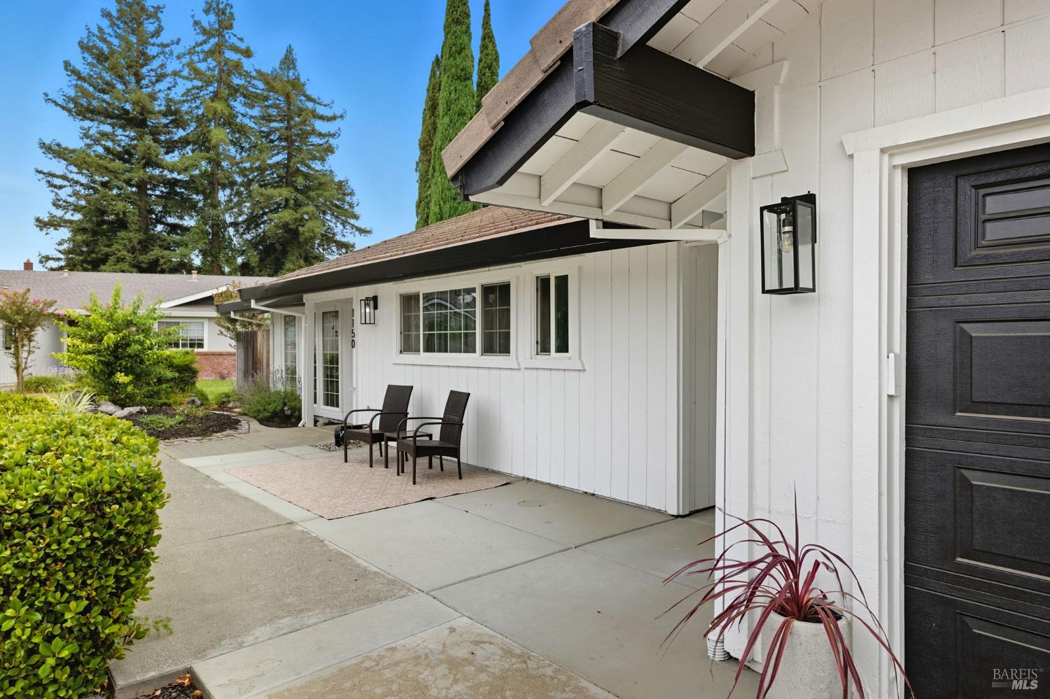 Detail Gallery Image 7 of 41 For 1150 Mulberry Ln, Dixon,  CA 95620 - 3 Beds | 2 Baths