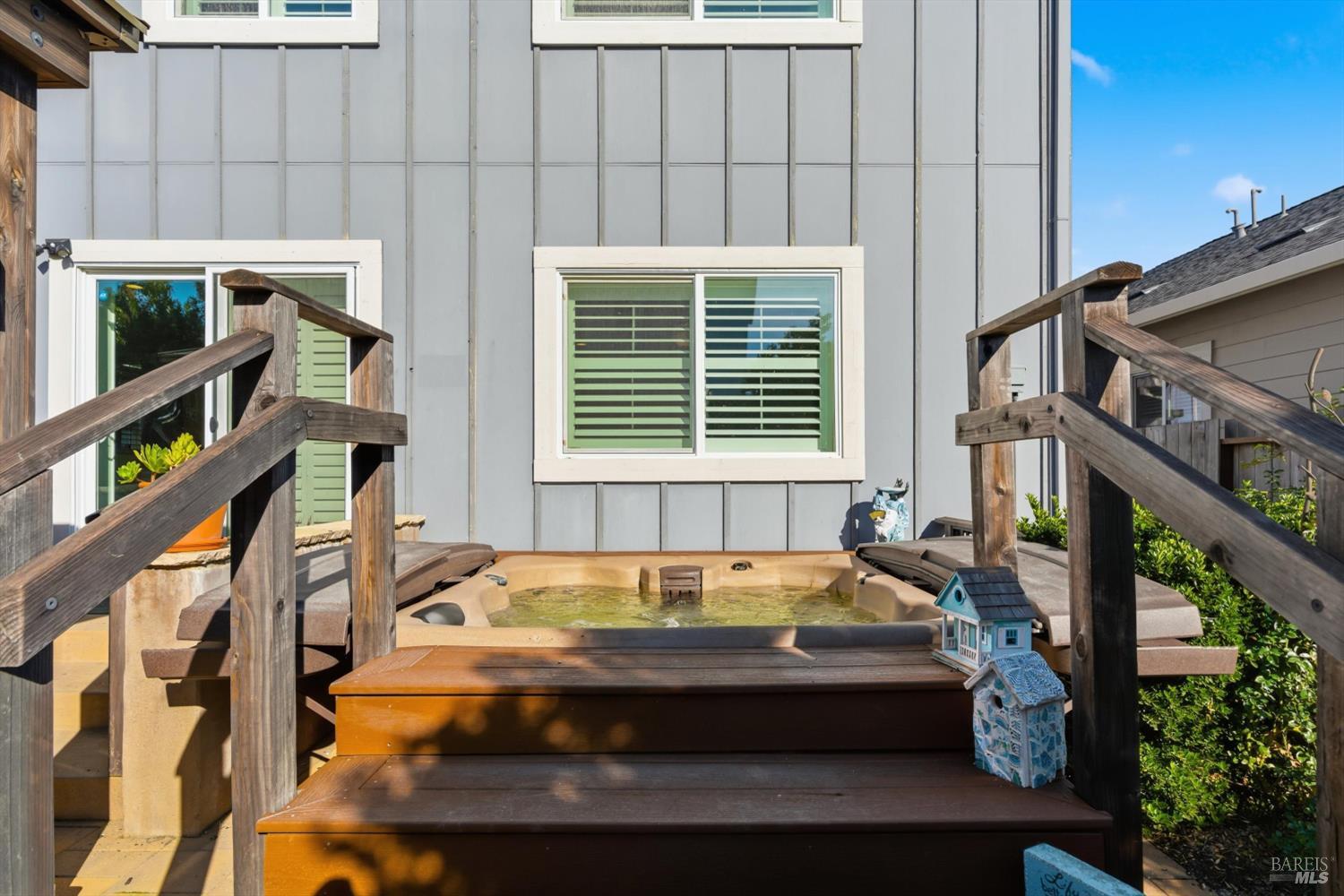 Detail Gallery Image 23 of 33 For 3769 Mocha Ln, Santa Rosa,  CA 95403 - 4 Beds | 3 Baths