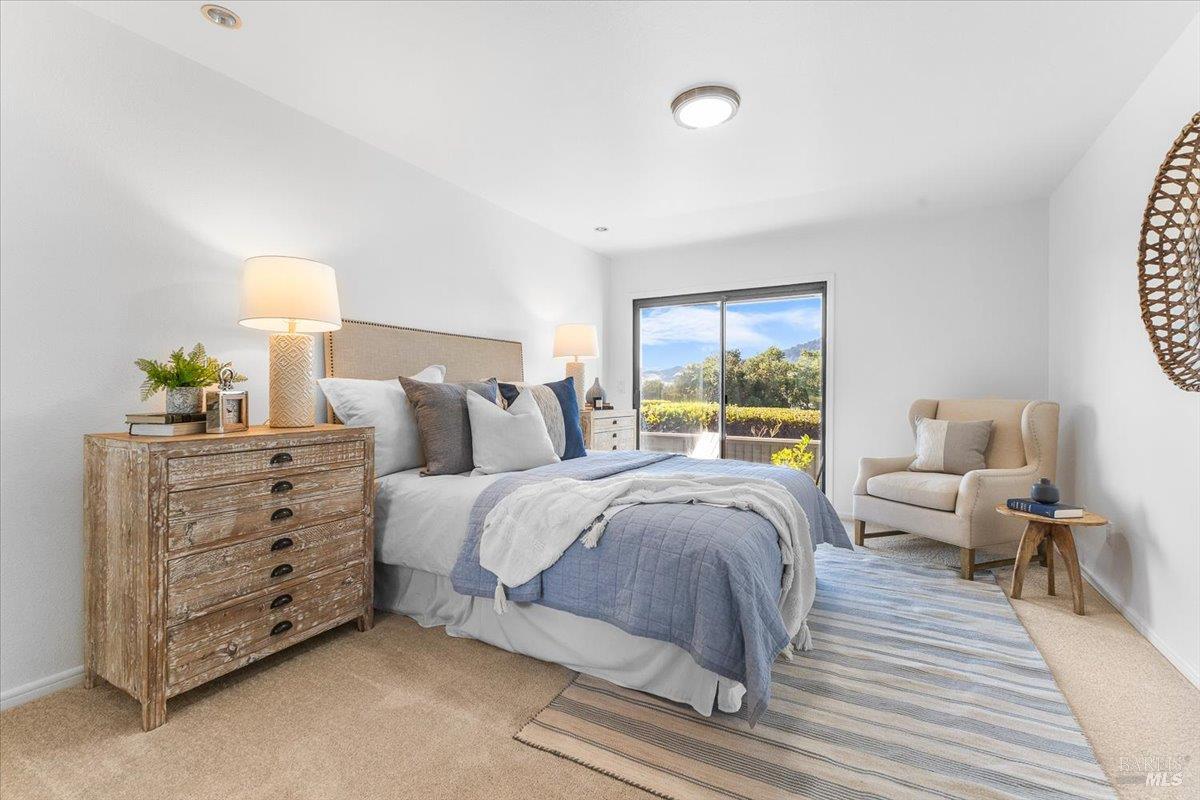 Detail Gallery Image 36 of 58 For 40 Drakes View Cir, Greenbrae,  CA 94904 - 3 Beds | 2/1 Baths