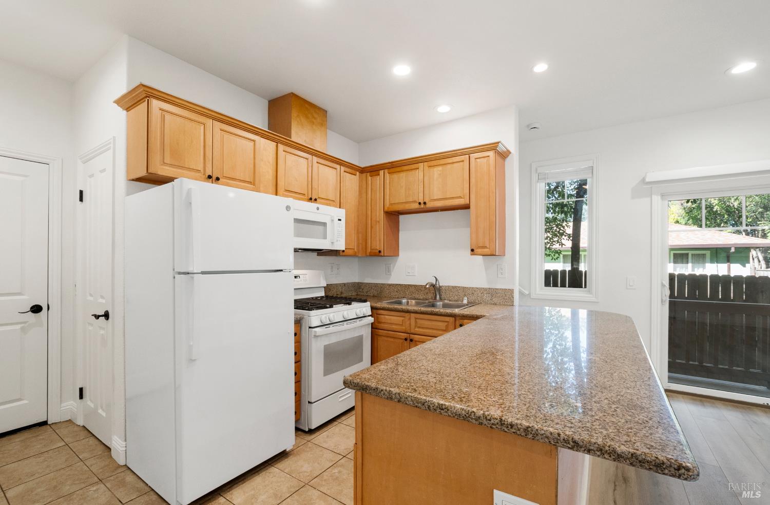 Detail Gallery Image 10 of 34 For 256 Rosebud Ln, Napa,  CA 94574 - – Beds | – Baths