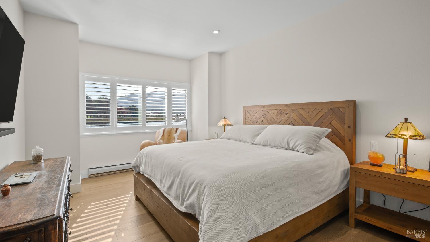 Detail Gallery Image 5 of 51 For 535 S Eliseo Dr, Greenbrae,  CA 94904 - 2 Beds | 2 Baths