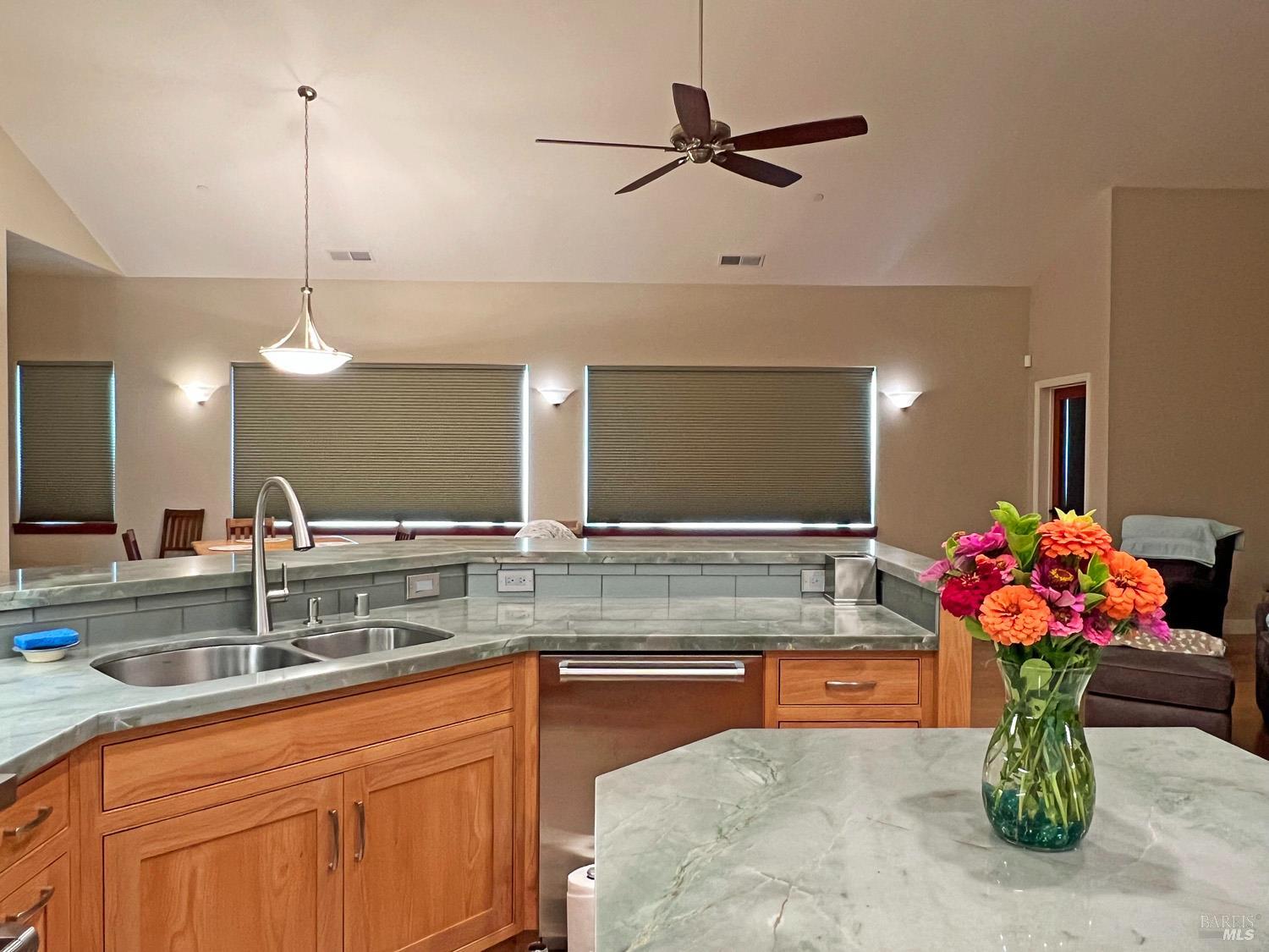 Detail Gallery Image 17 of 70 For 11401 Bakers Creek Rd, Redwood Valley,  CA 95470 - 2 Beds | 2/1 Baths