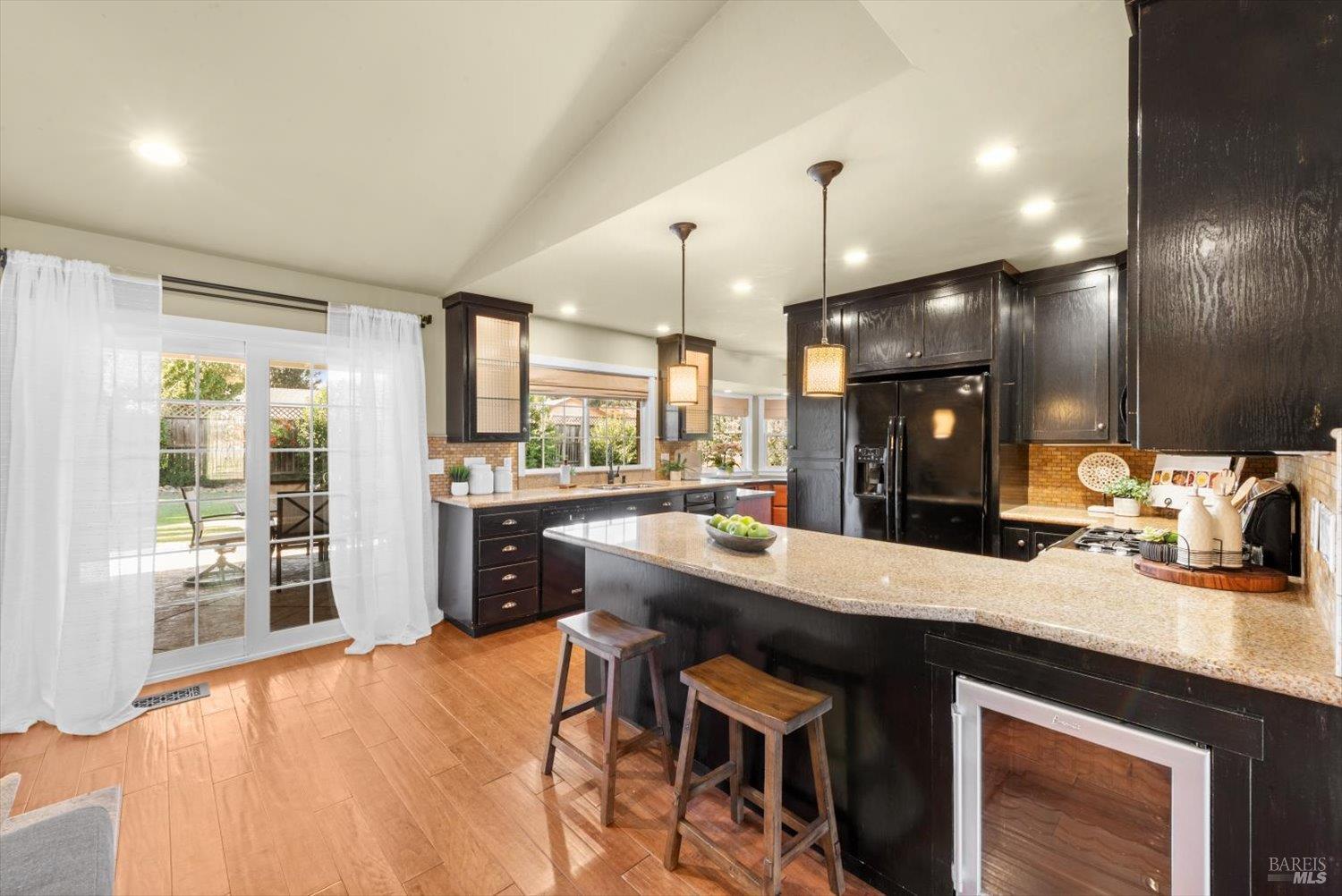 Detail Gallery Image 21 of 68 For 113 Chinook Ct, Vacaville,  CA 95688 - 4 Beds | 2 Baths