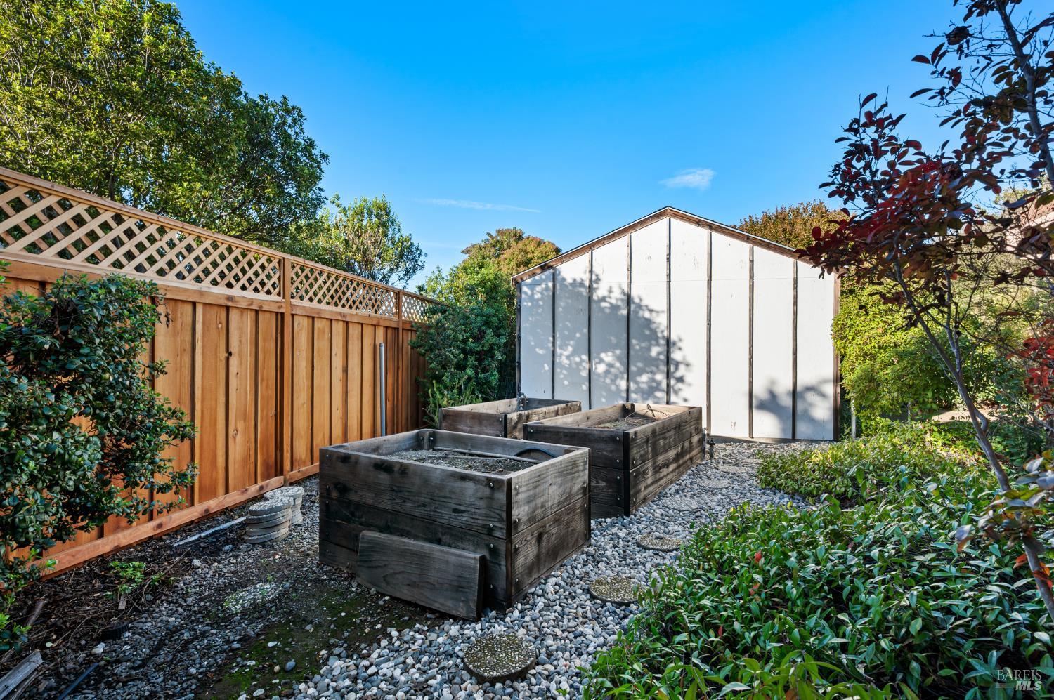 Detail Gallery Image 43 of 47 For 5 Justin Ct, Napa,  CA 94558 - 3 Beds | 2 Baths