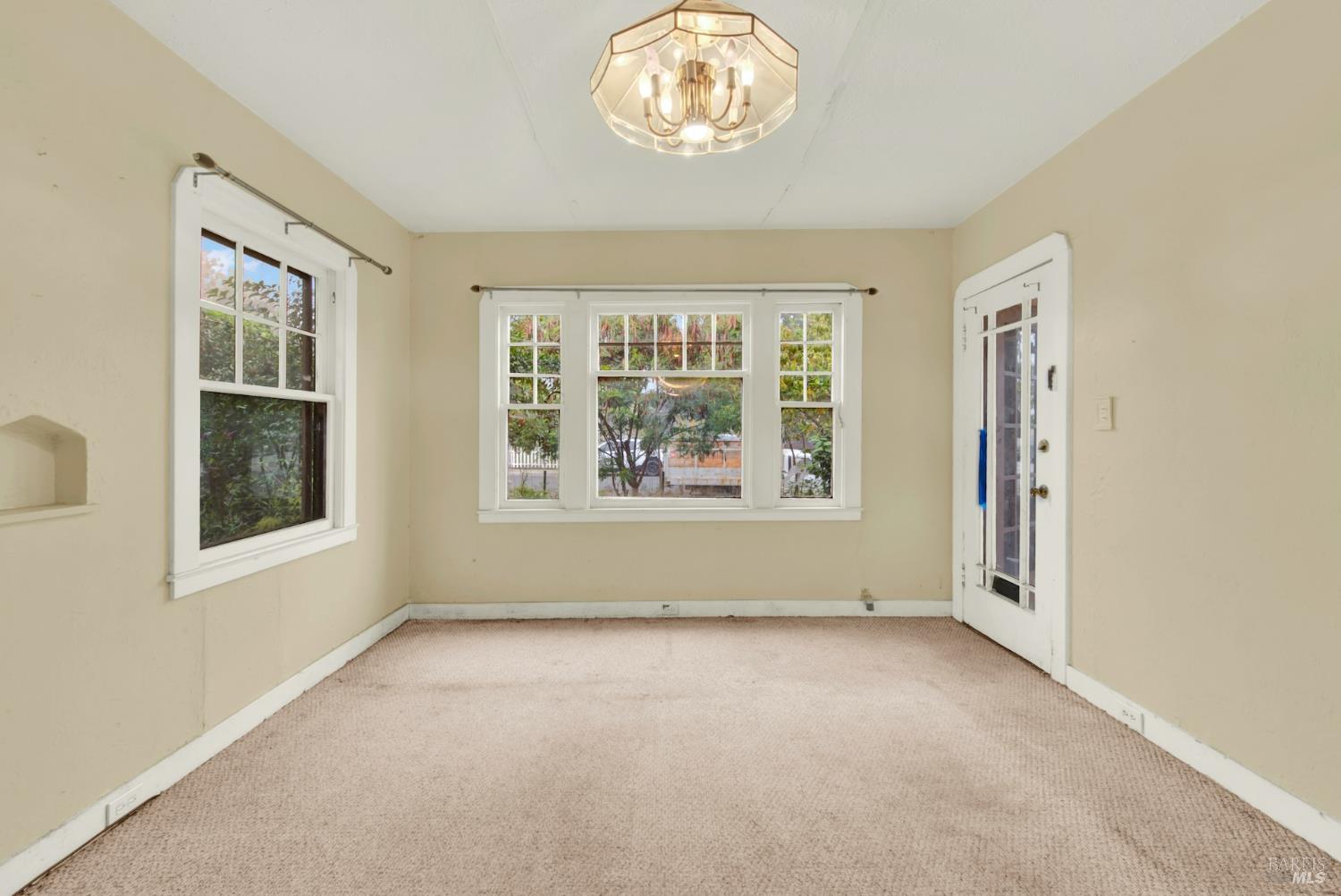 Detail Gallery Image 11 of 36 For 1671 Park Ave, Napa,  CA 94558 - 2 Beds | 1 Baths