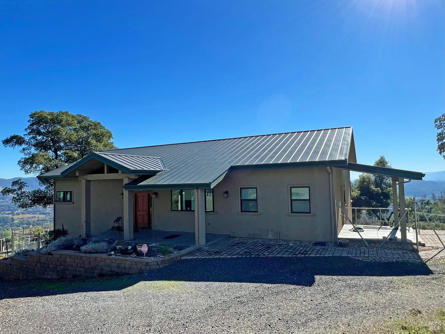 Detail Gallery Image 5 of 70 For 11401 Bakers Creek Rd, Redwood Valley,  CA 95470 - 2 Beds | 2/1 Baths