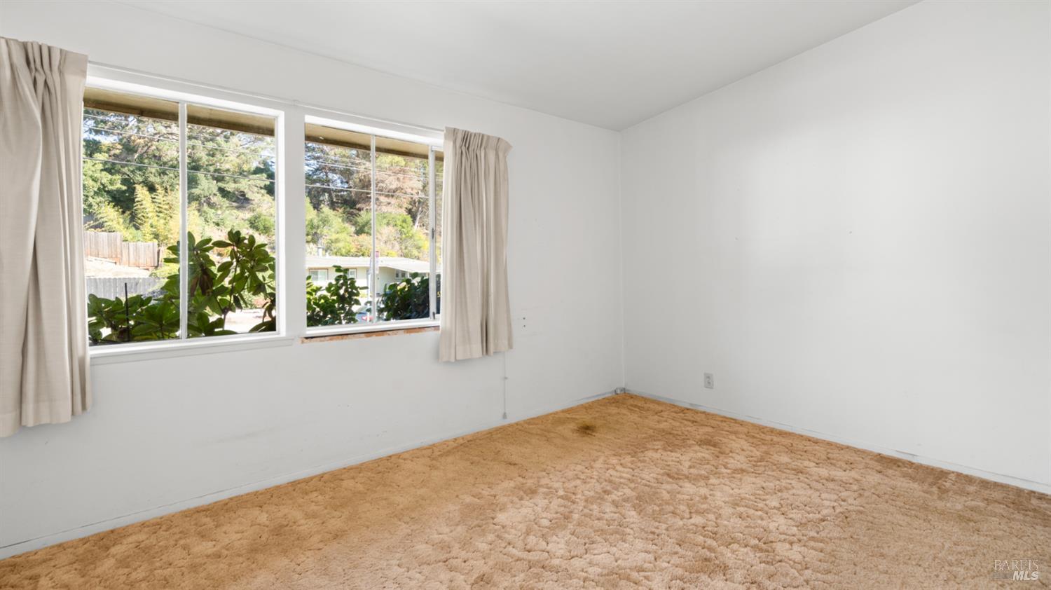 Detail Gallery Image 19 of 30 For 2742 Sheldon Dr, El Sobrante,  CA 94803 - 3 Beds | 2 Baths