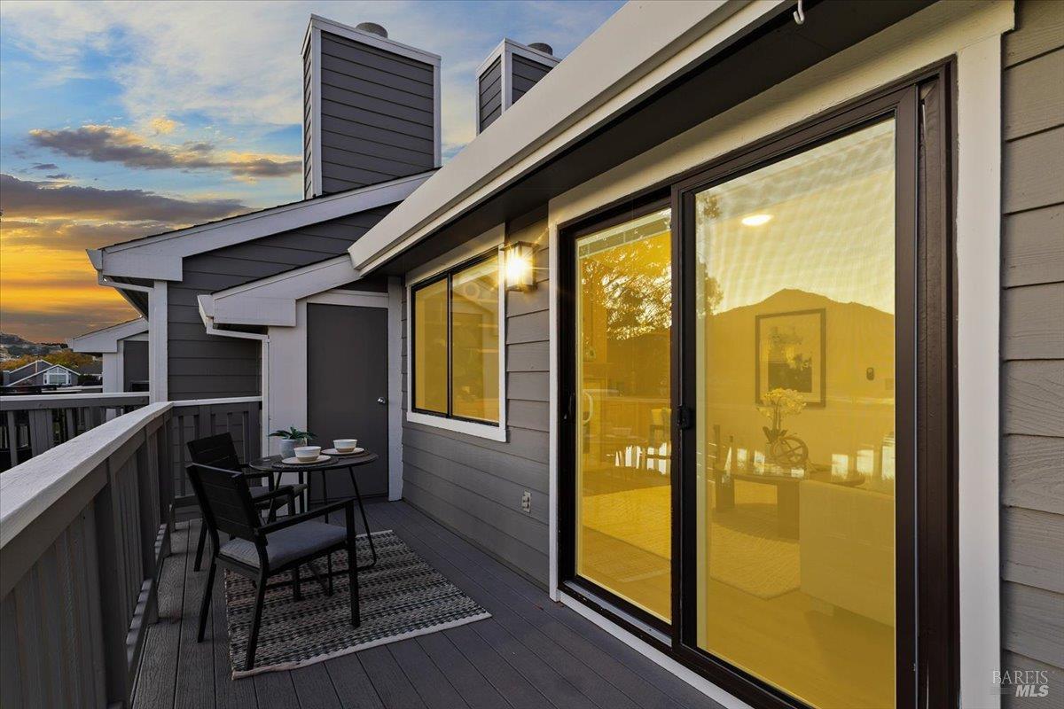 Detail Gallery Image 51 of 58 For 40 Drakes View Cir, Greenbrae,  CA 94904 - 3 Beds | 2/1 Baths