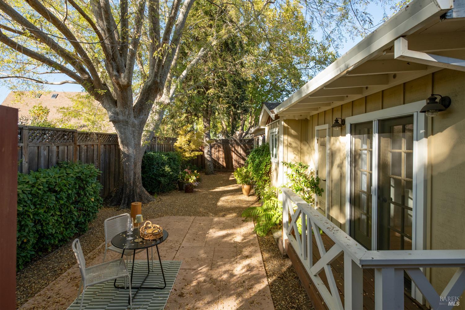 Detail Gallery Image 31 of 42 For 429 Moll Ct, Sonoma,  CA 95476 - 3 Beds | 2 Baths