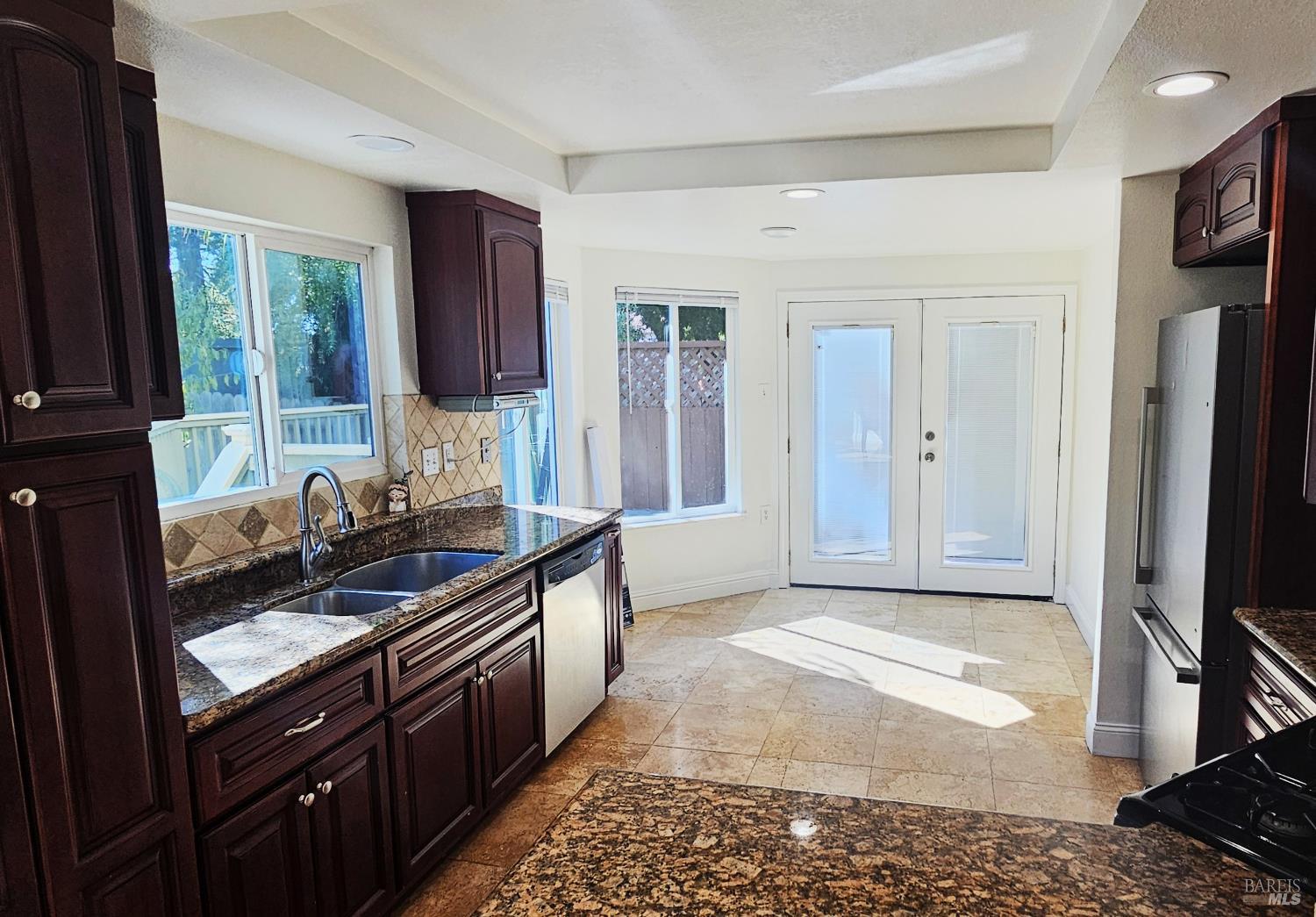 Detail Gallery Image 12 of 32 For 2591 Clipper Ln, Fairfield,  CA 94534 - 4 Beds | 3 Baths