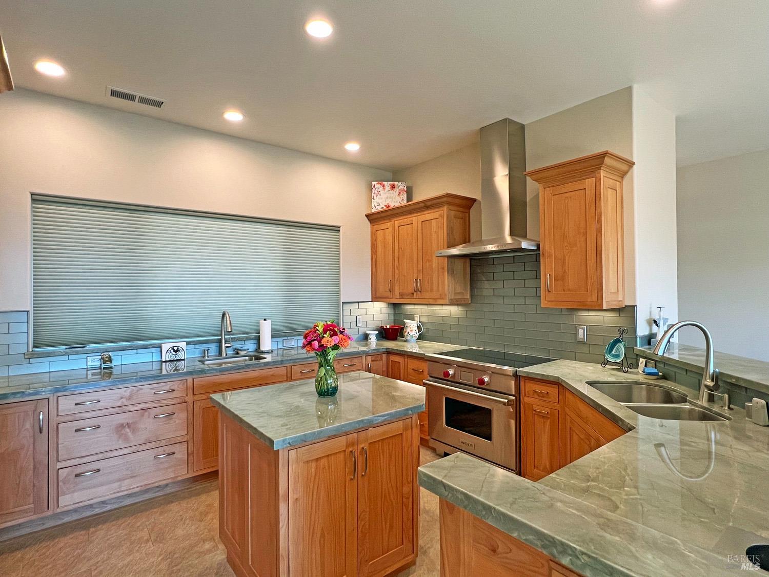 Detail Gallery Image 16 of 70 For 11401 Bakers Creek Rd, Redwood Valley,  CA 95470 - 2 Beds | 2/1 Baths