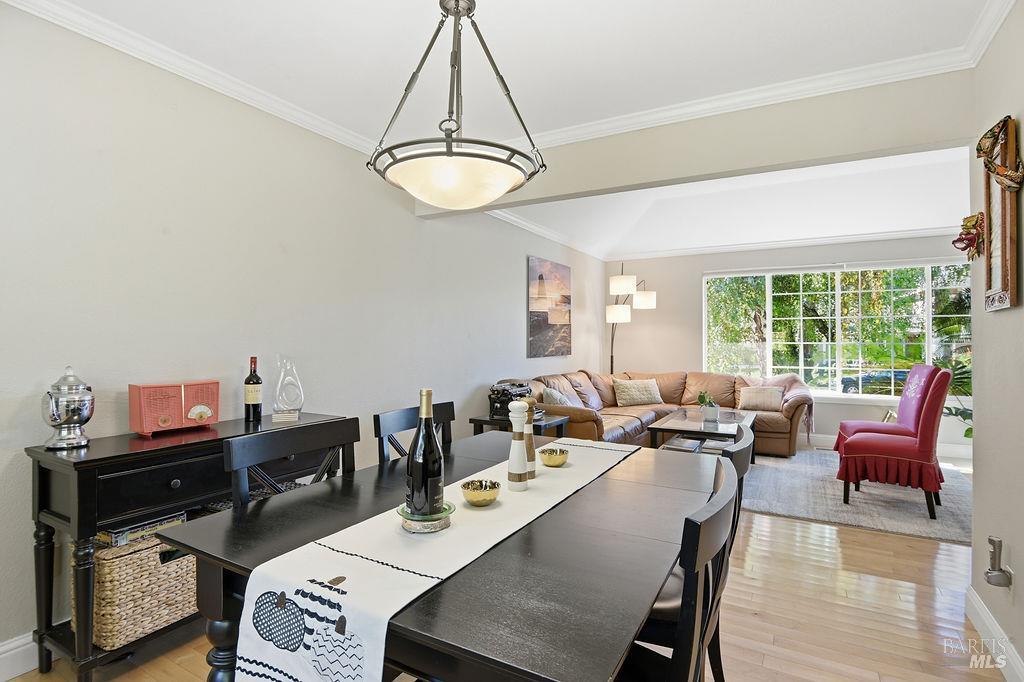 Detail Gallery Image 17 of 45 For 6190 San Gabriel Pl, Rohnert Park,  CA 94928 - 4 Beds | 2/1 Baths