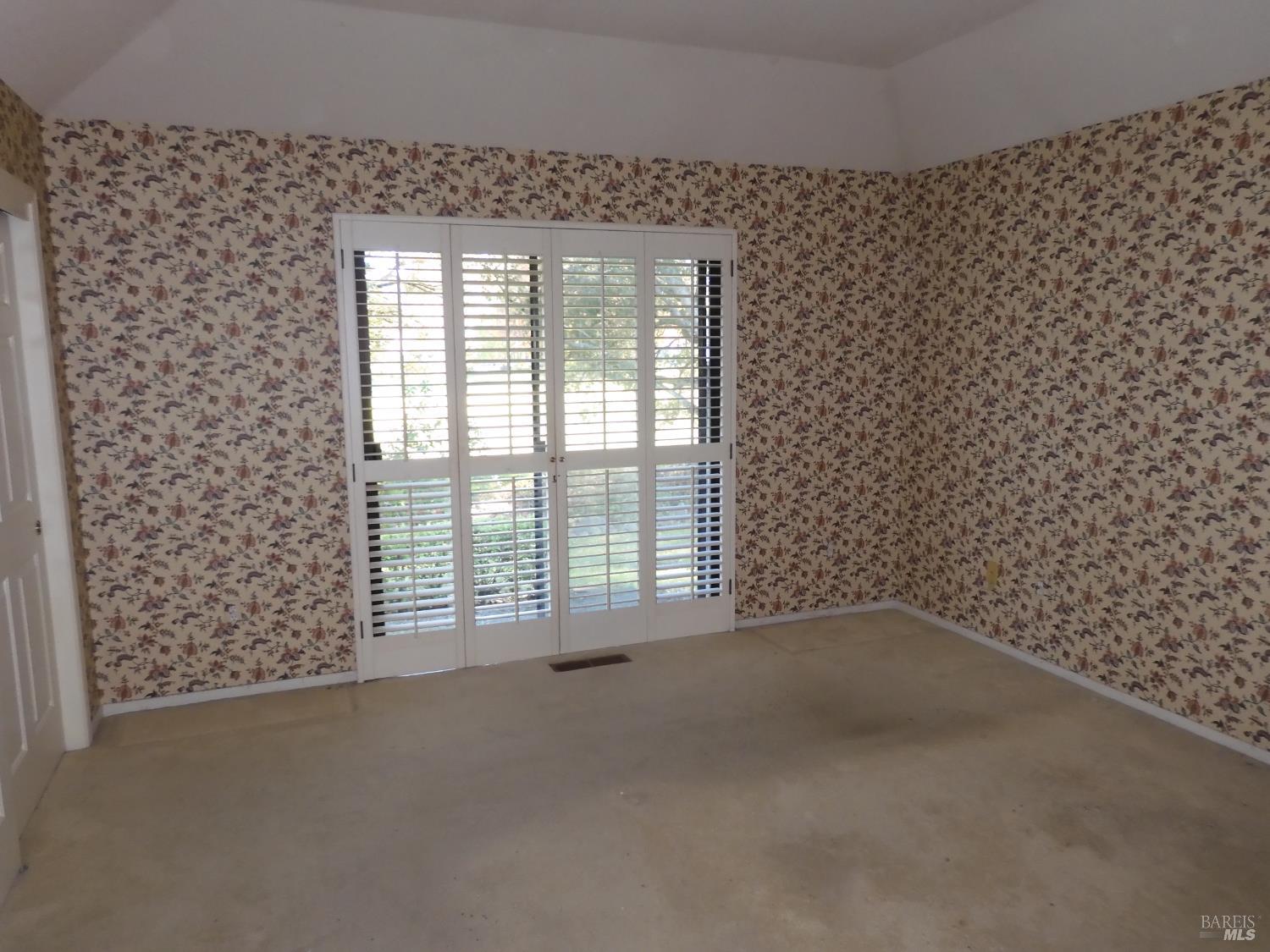 Detail Gallery Image 11 of 36 For 356 Singing Brook Cir, Santa Rosa,  CA 95409 - 2 Beds | 2 Baths