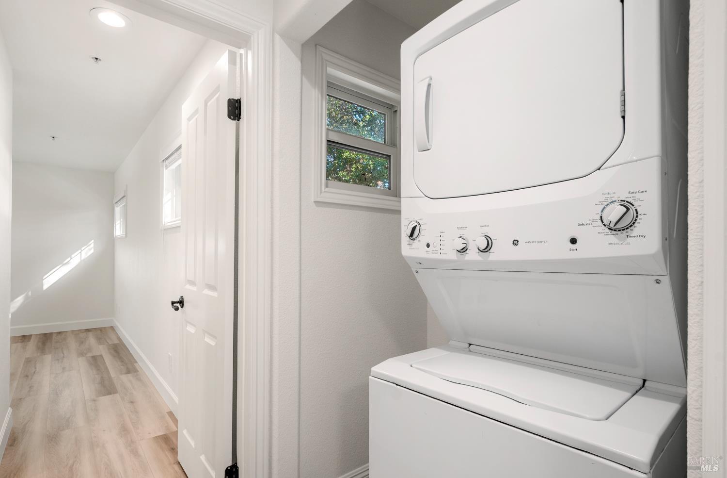 Detail Gallery Image 20 of 34 For 256 Rosebud Ln, Napa,  CA 94574 - – Beds | – Baths