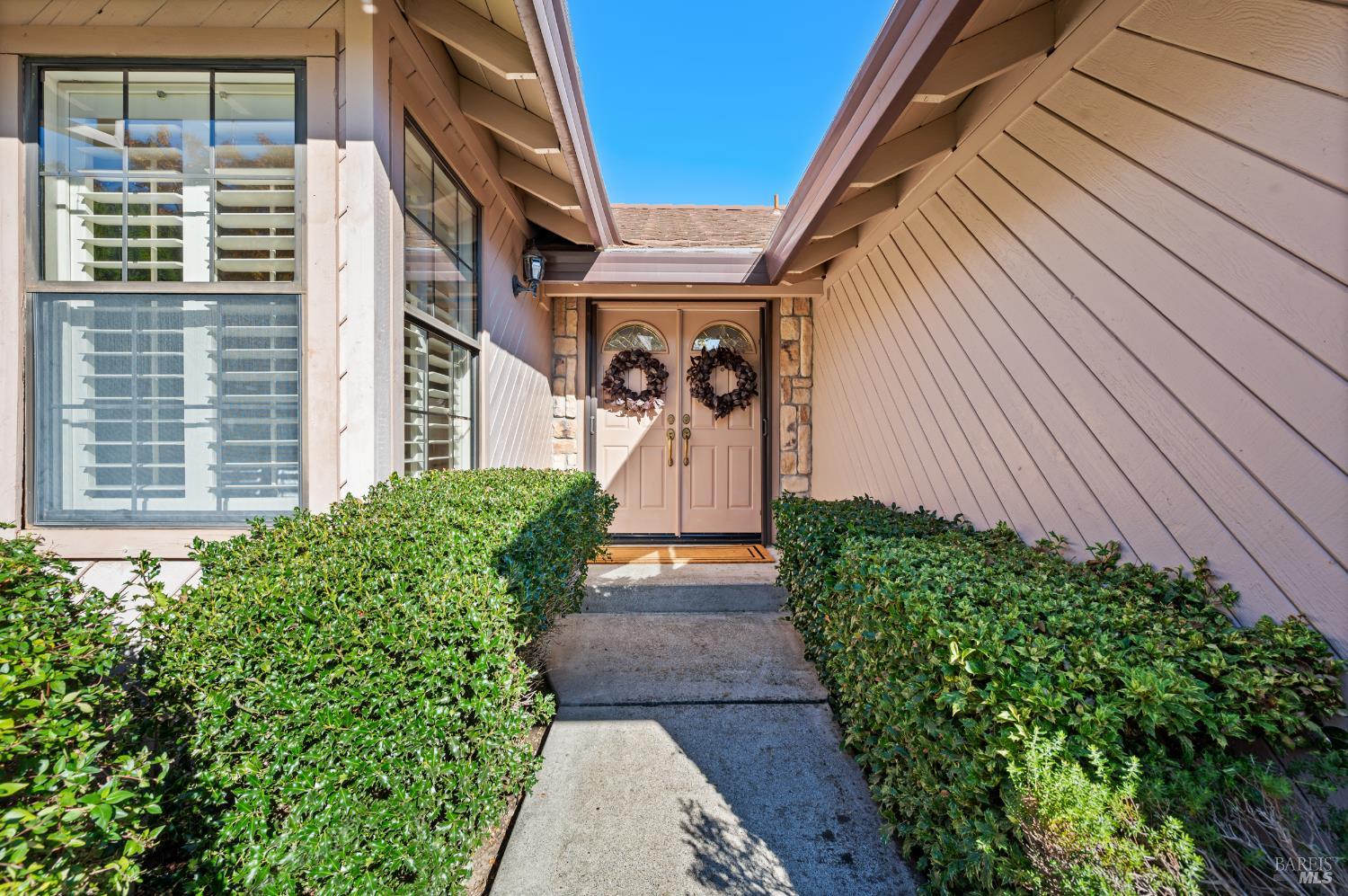 Detail Gallery Image 4 of 47 For 5 Justin Ct, Napa,  CA 94558 - 3 Beds | 2 Baths