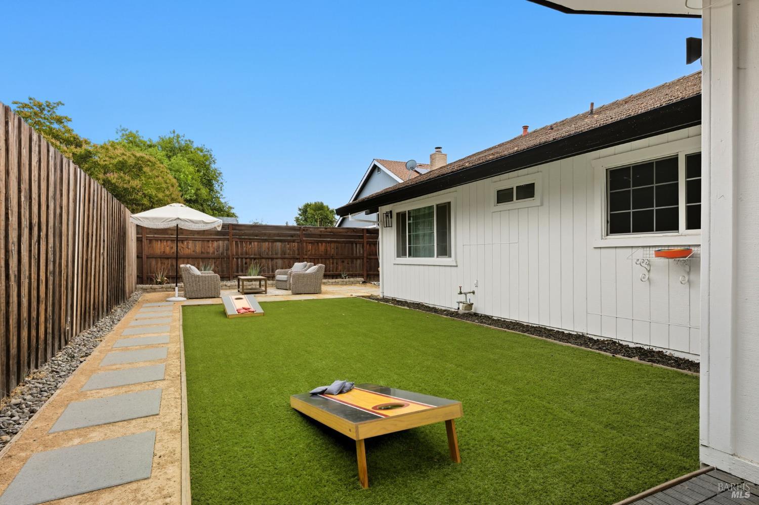 Detail Gallery Image 35 of 41 For 1150 Mulberry Ln, Dixon,  CA 95620 - 3 Beds | 2 Baths