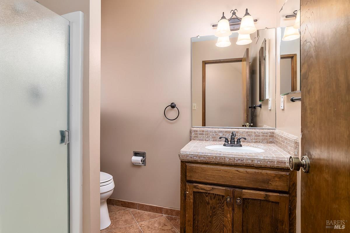 Detail Gallery Image 30 of 35 For 66 Martinez Ct, Novato,  CA 94945 - 4 Beds | 3/1 Baths