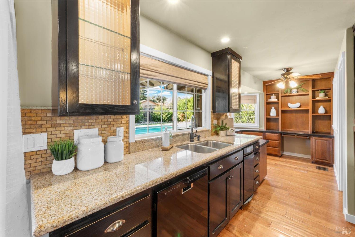 Detail Gallery Image 25 of 68 For 113 Chinook Ct, Vacaville,  CA 95688 - 4 Beds | 2 Baths