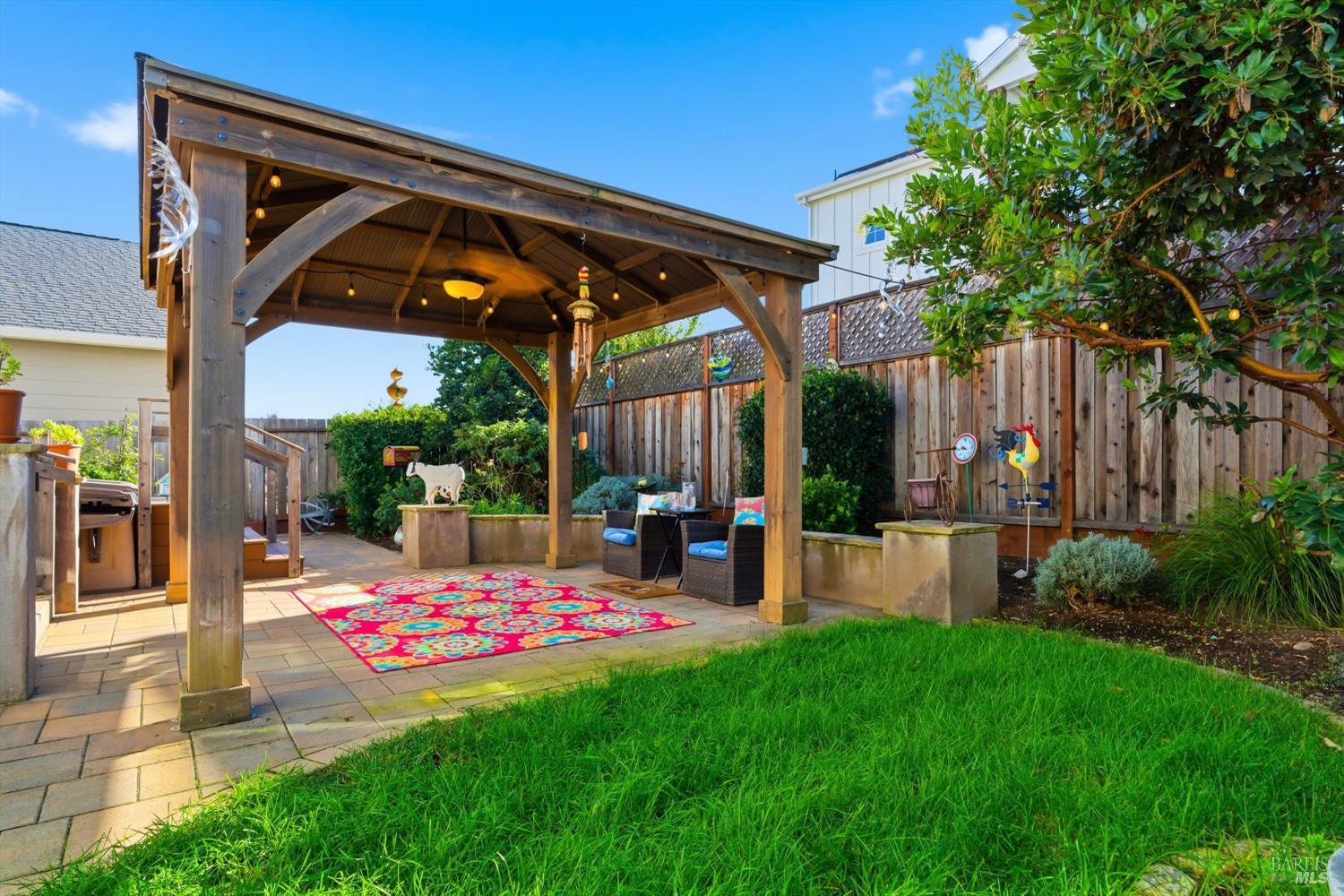 Detail Gallery Image 20 of 33 For 3769 Mocha Ln, Santa Rosa,  CA 95403 - 4 Beds | 3 Baths