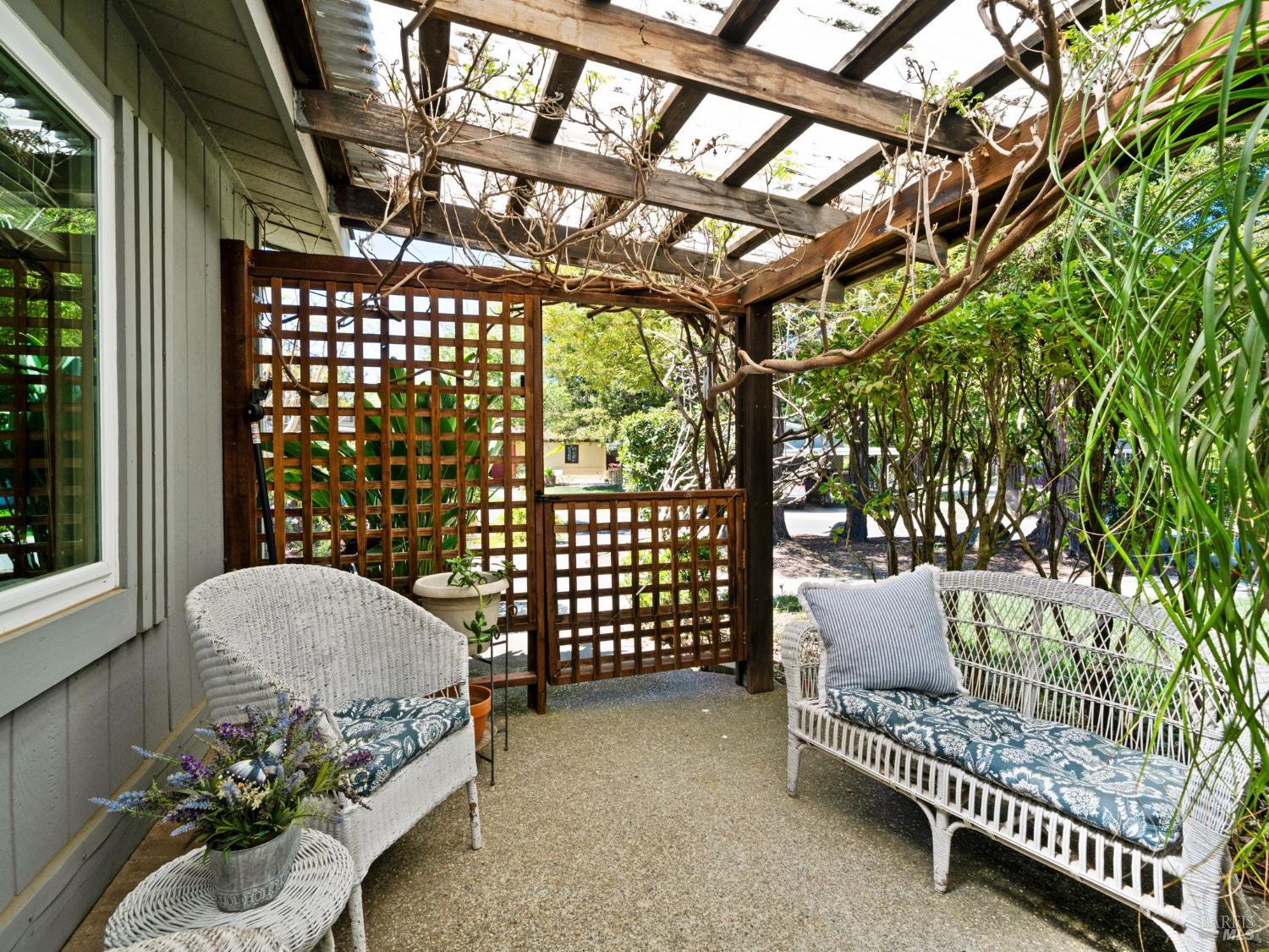 Front Image Thumbnail for BA325095525