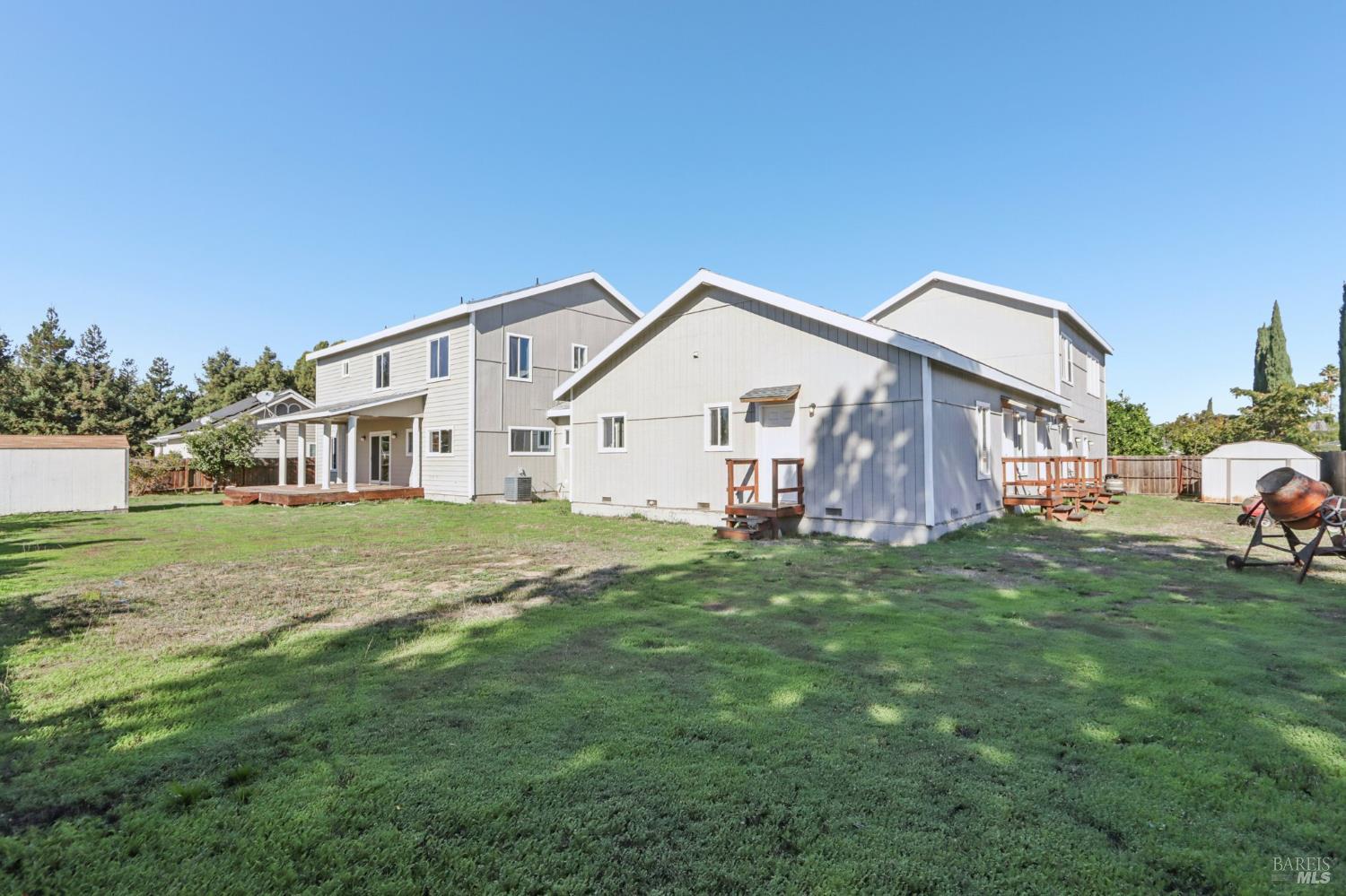 Detail Gallery Image 47 of 56 For 507 Kings Way #B,  Suisun City,  CA 94585 - 10 Beds | 6/1 Baths