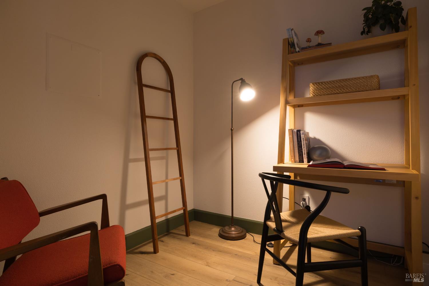 Detail Gallery Image 20 of 28 For 14632 Jomark Ln, Occidental,  CA 95465 - 2 Beds | 1 Baths