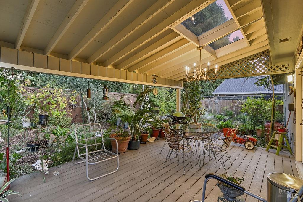 Detail Gallery Image 44 of 45 For 6190 San Gabriel Pl, Rohnert Park,  CA 94928 - 4 Beds | 2/1 Baths