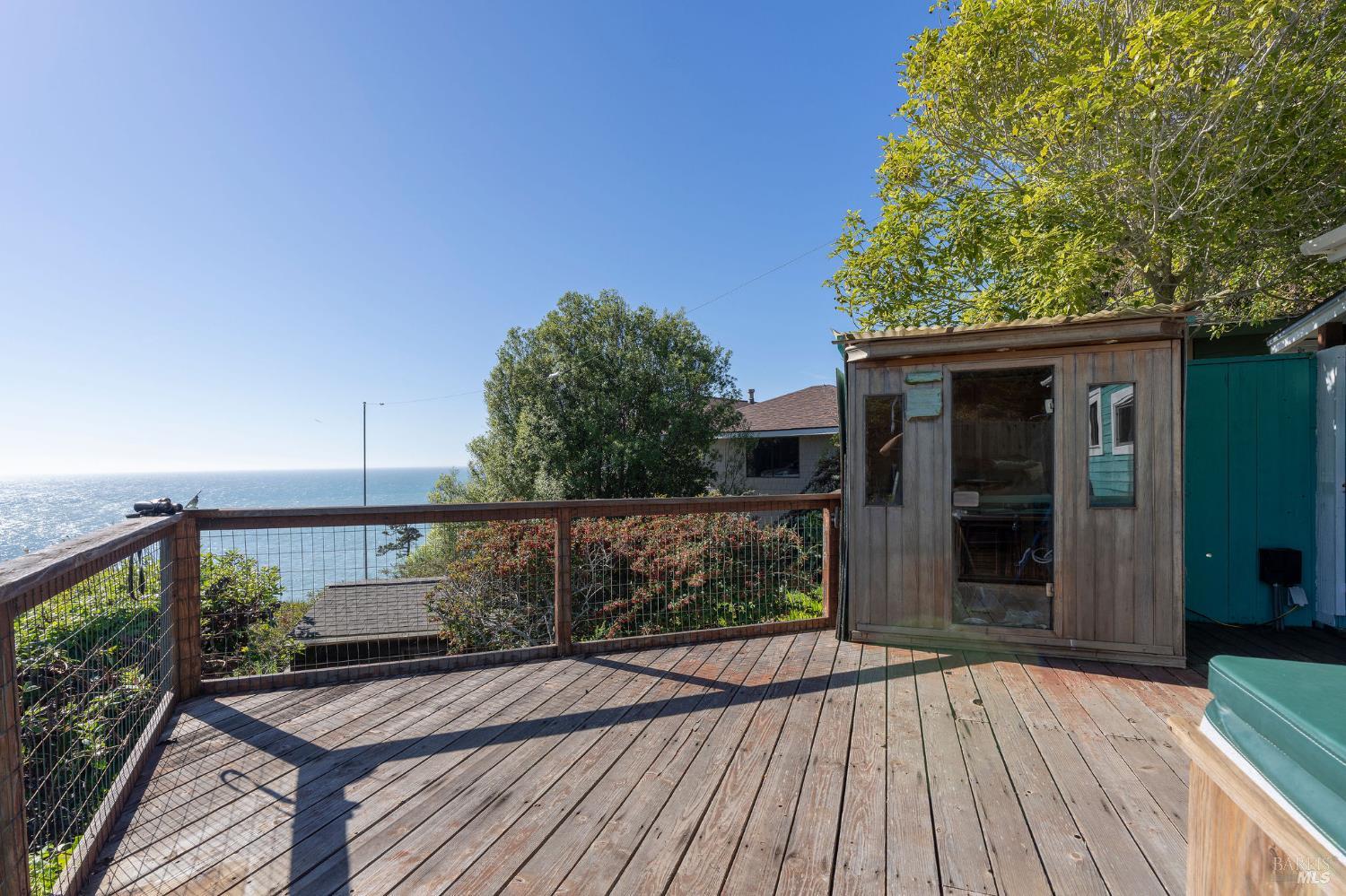 Detail Gallery Image 7 of 28 For 38882 Honey Run Ln, Gualala,  CA 95445 - 1 Beds | 1 Baths