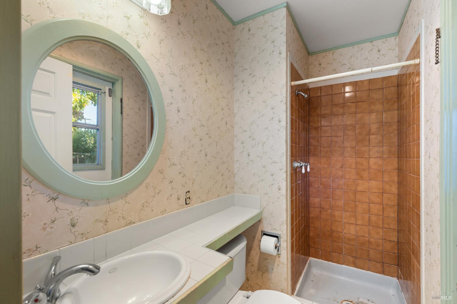 Detail Gallery Image 11 of 22 For 1121 N P St, Livermore,  CA 94551 - 3 Beds | 2 Baths