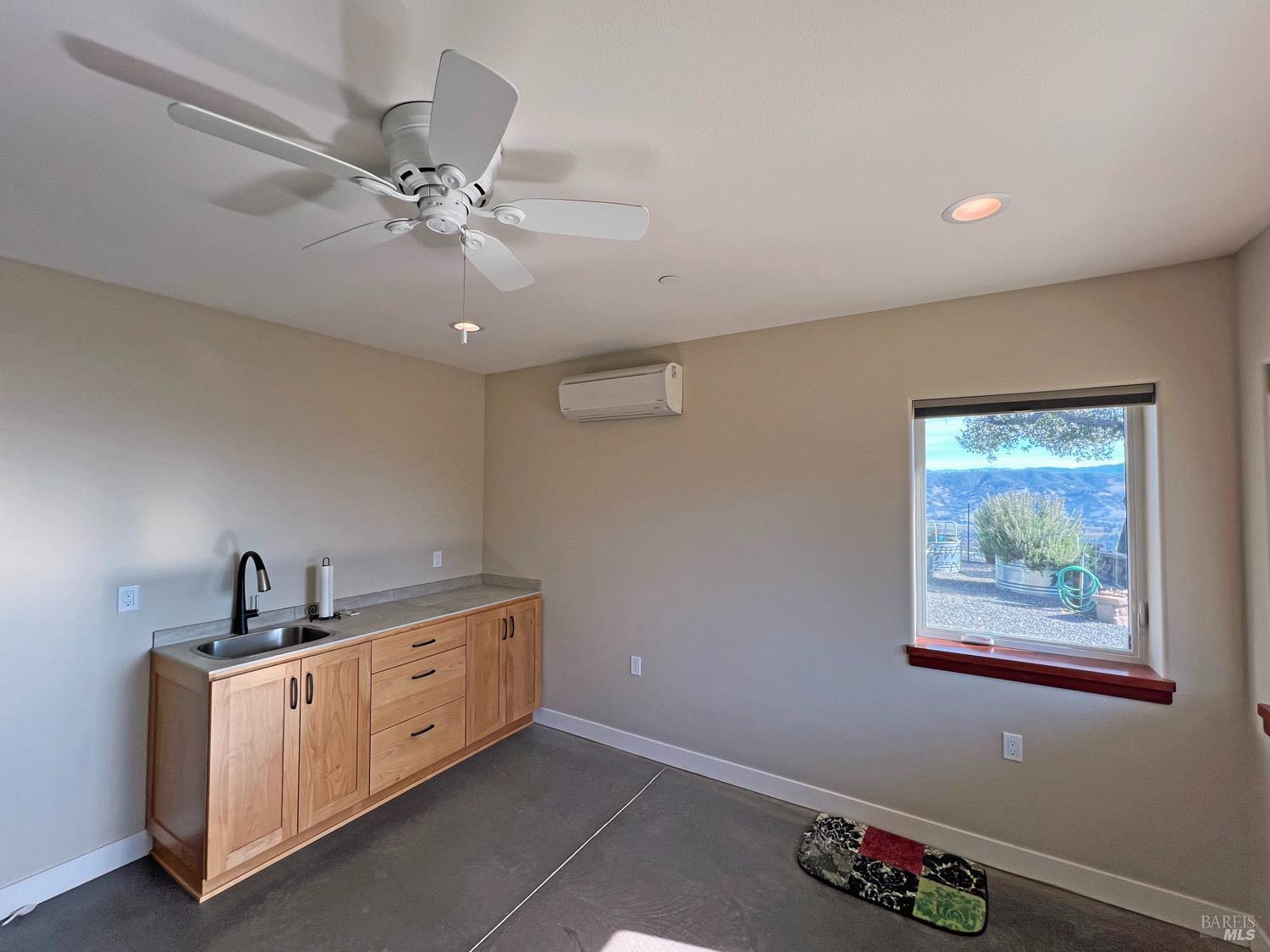 Detail Gallery Image 27 of 70 For 11401 Bakers Creek Rd, Redwood Valley,  CA 95470 - 2 Beds | 2/1 Baths