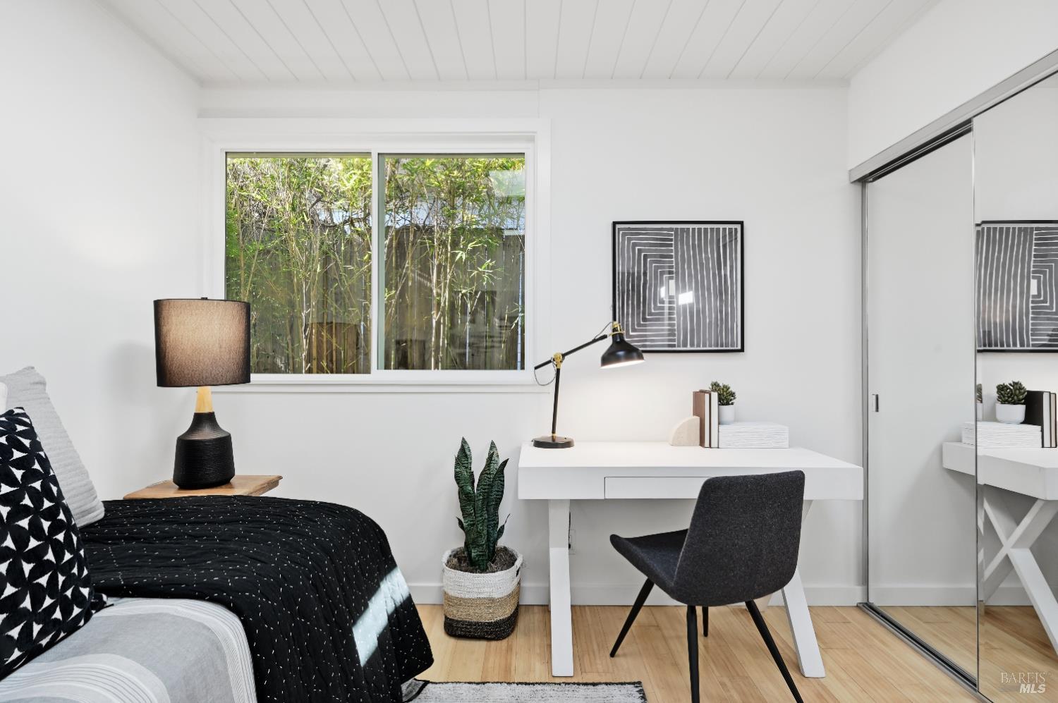 Detail Gallery Image 36 of 58 For 711 Montecillo Rd, San Rafael,  CA 94903 - 4 Beds | 2 Baths