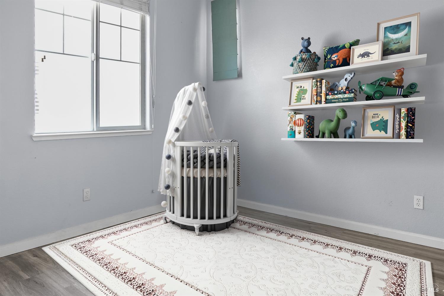 Detail Gallery Image 13 of 27 For 1079 Portofino Ave, Vacaville,  CA 95687 - 3 Beds | 2/1 Baths