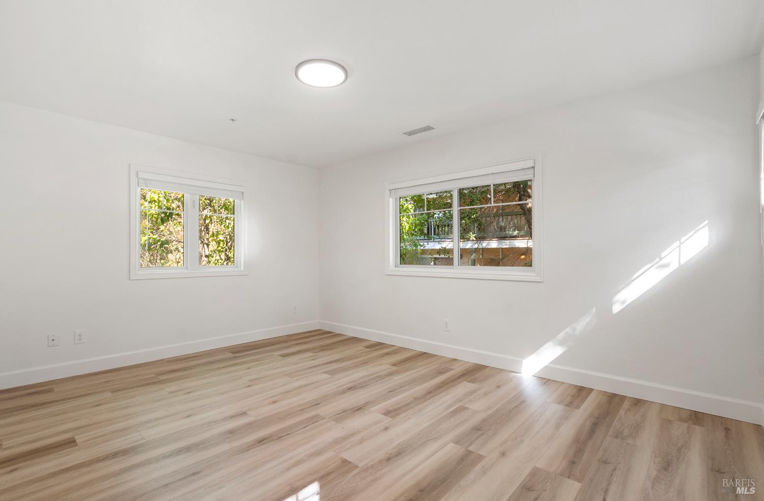 Detail Gallery Image 22 of 34 For 256 Rosebud Ln, Napa,  CA 94574 - – Beds | – Baths