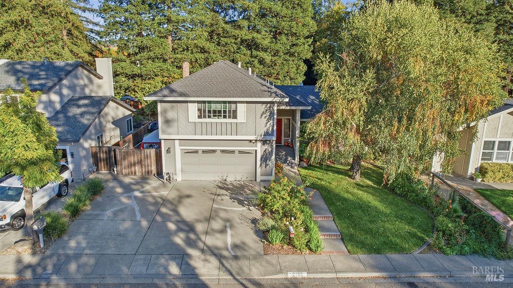 Detail Gallery Image 7 of 45 For 6190 San Gabriel Pl, Rohnert Park,  CA 94928 - 4 Beds | 2/1 Baths